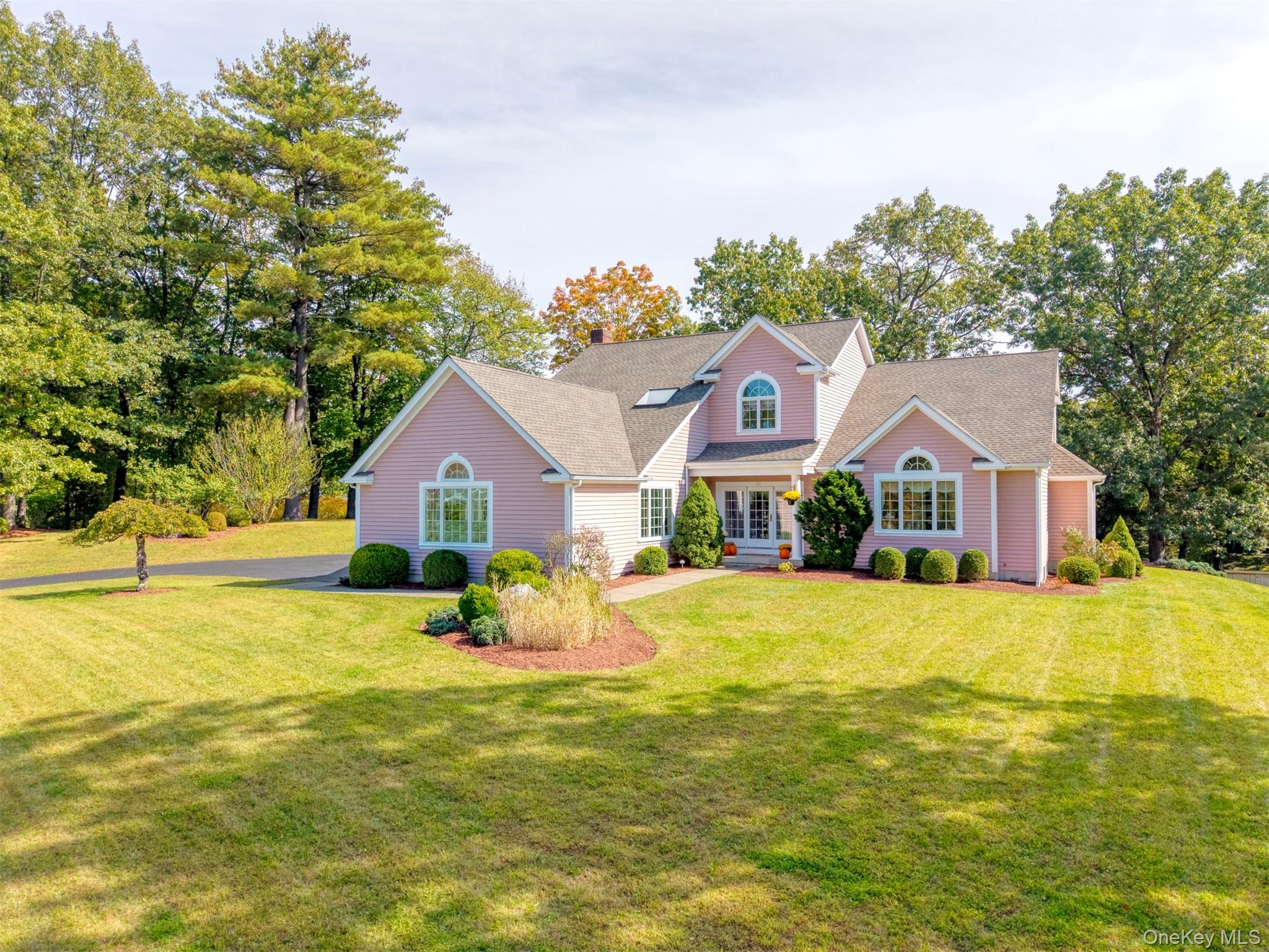 #1 photo, 25 Alison Court, Kingston , NY 12401