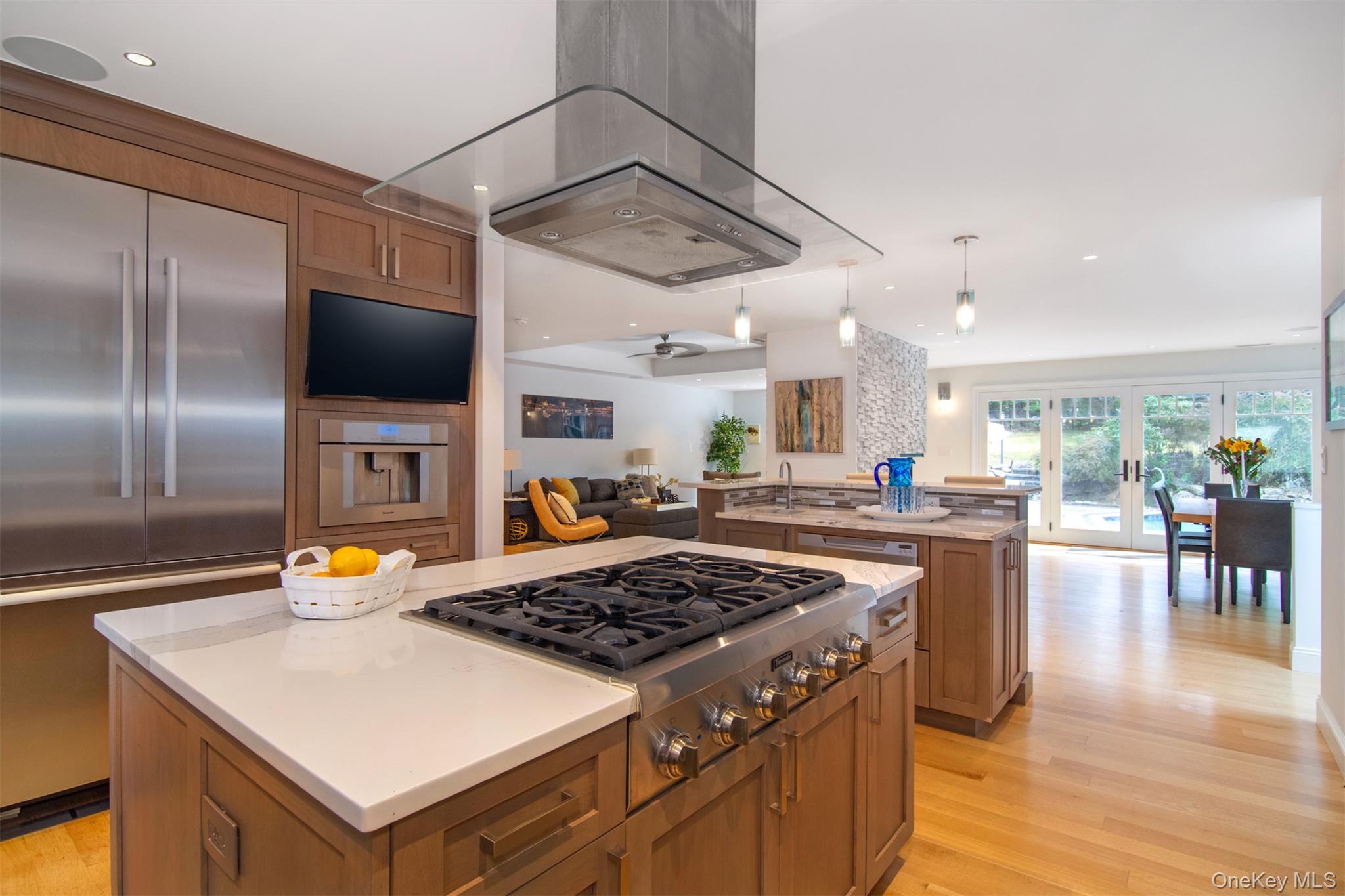 #10 photo, 27 Hawthorne Way, Hartsdale , NY 10530