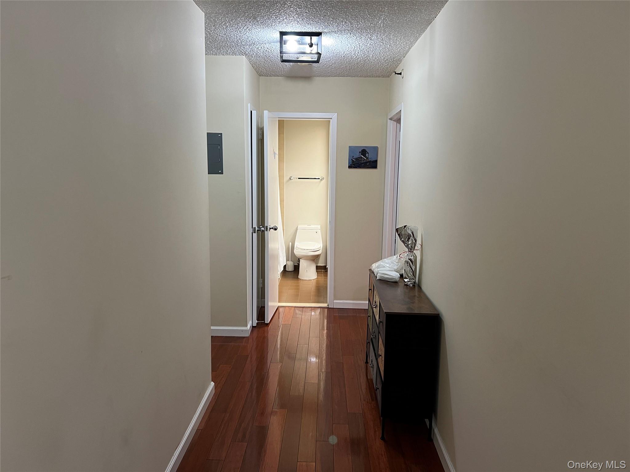 #17 photo, 10 Cottage Place, White Plains , NY 10601