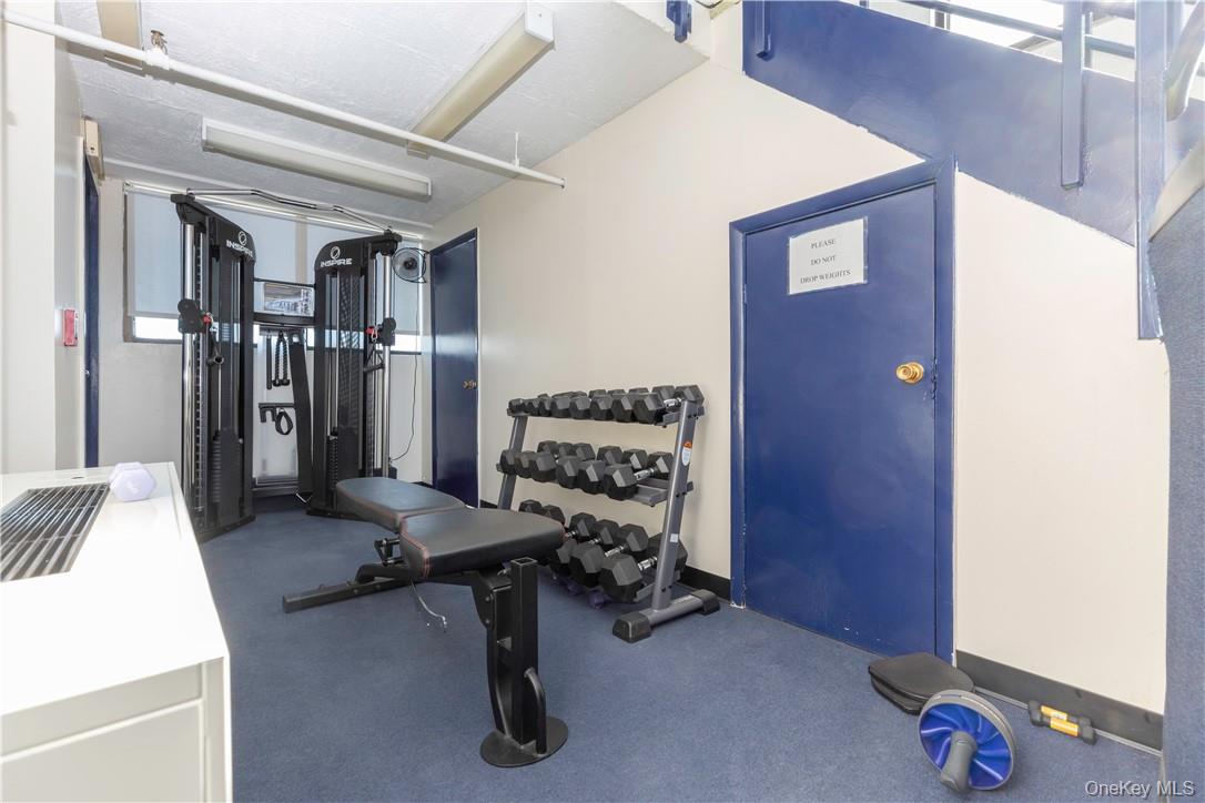 #19 photo, 10 Cottage Place, White Plains , NY 10601