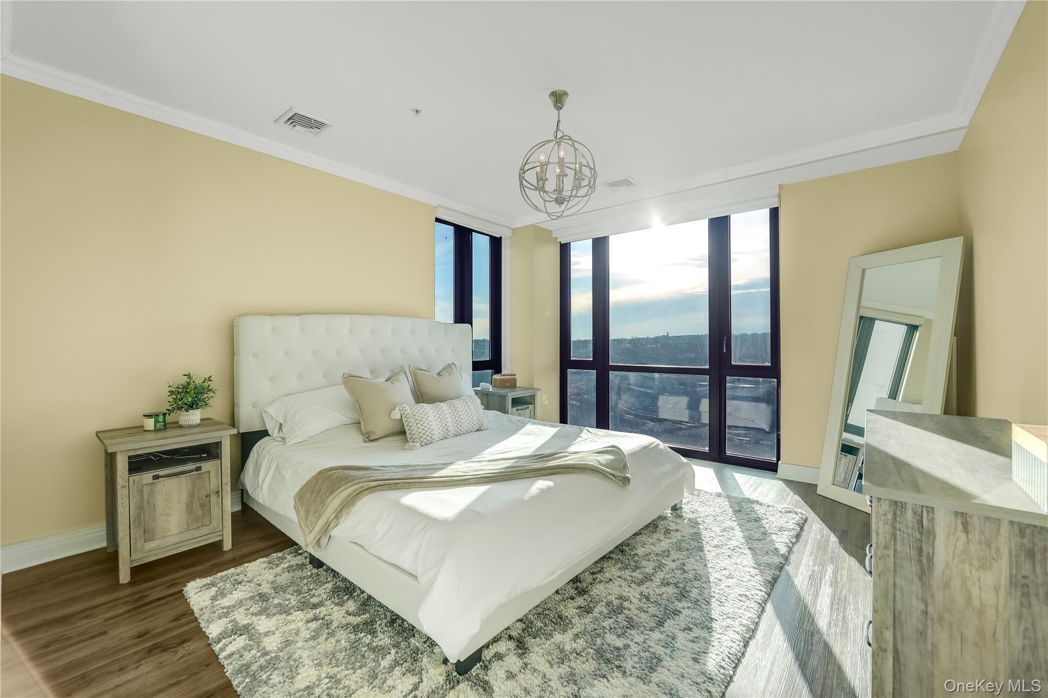 #2 photo, 701 Ridge Hill Boulevard, Yonkers , NY 10710