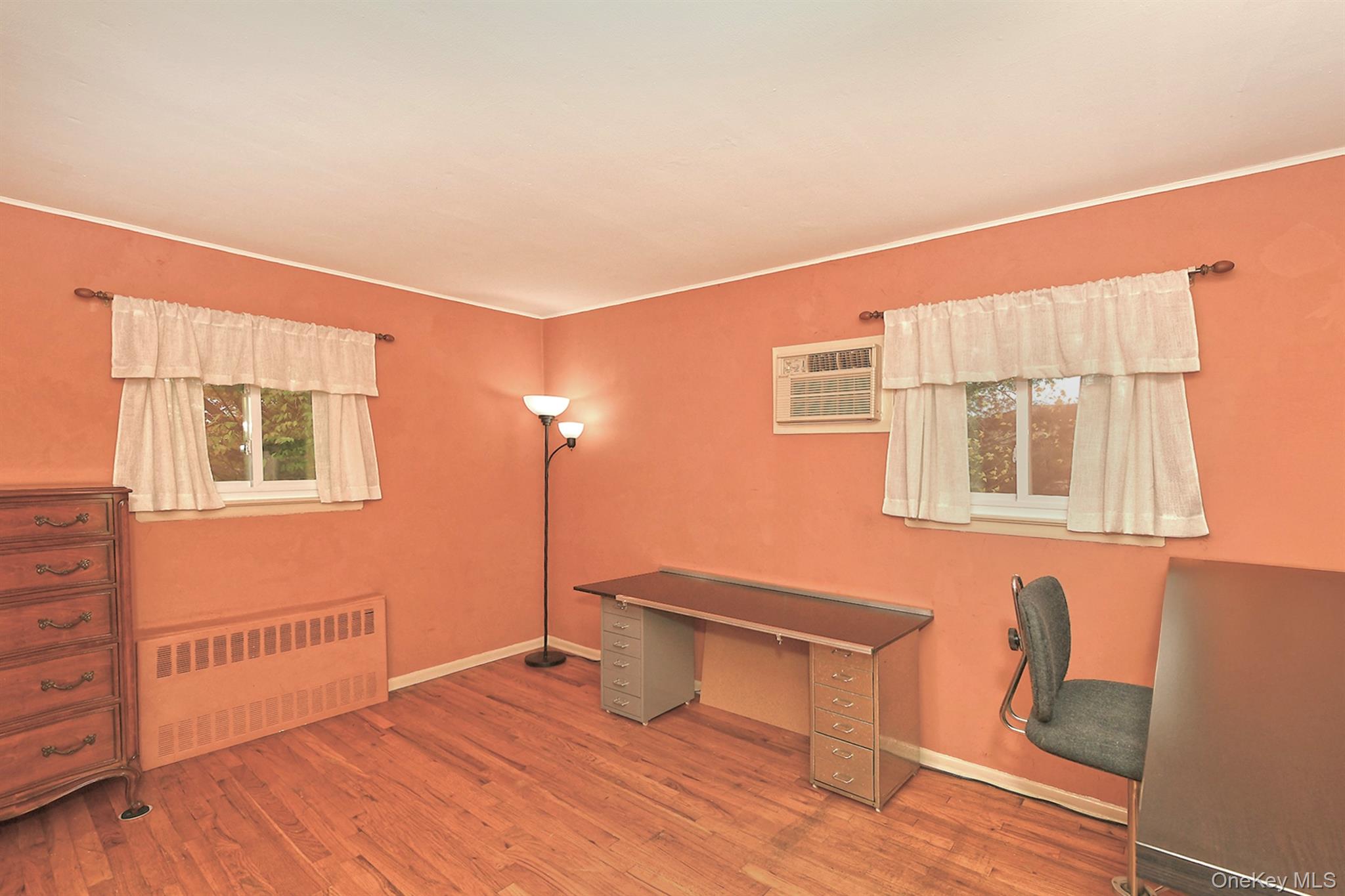 #15 photo, 28 Halcourt Drive, Plainview , NY 11803