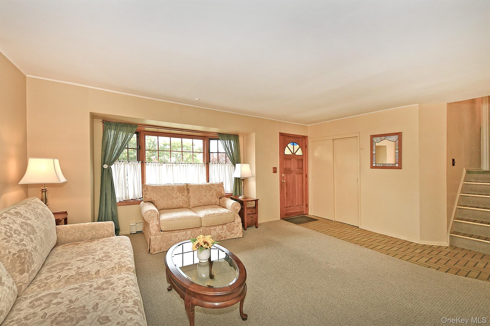 #6 photo, 28 Halcourt Drive, Plainview , NY 11803