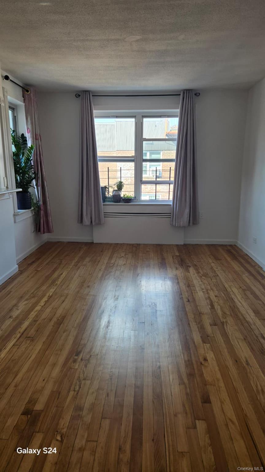 #2 photo, 33-16 82 Street, クイーンズ区 Jackson Heights , NY 11372