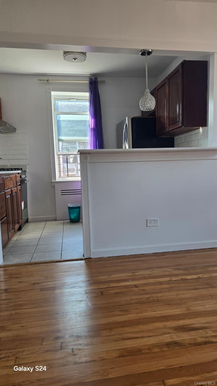 #8 photo, 33-16 82 Street, クイーンズ区 Jackson Heights , NY 11372