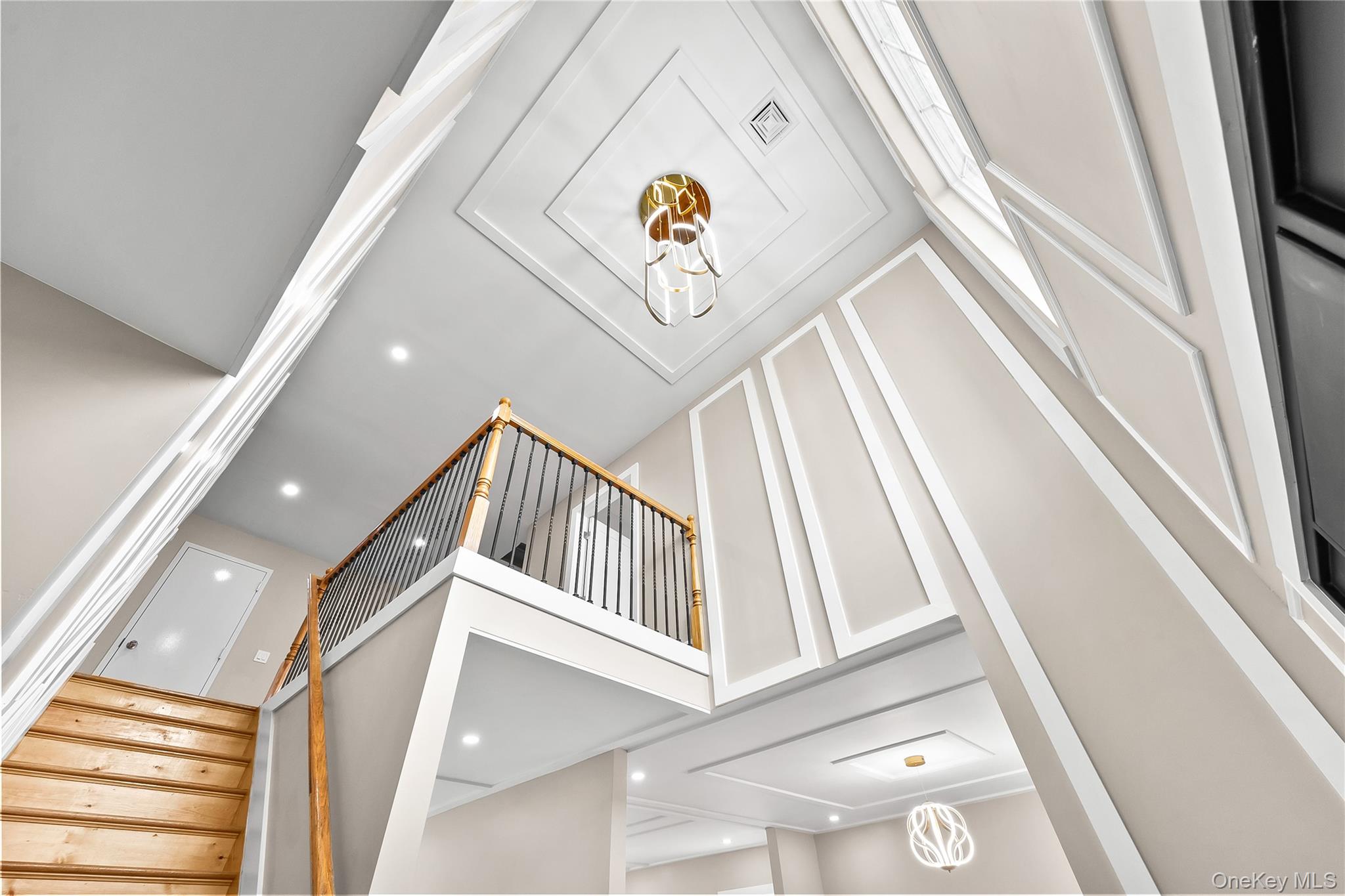 #3 photo, 311 Lyon Street, Valley Stream , NY 11580