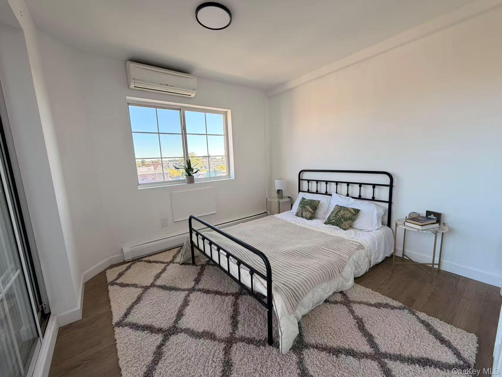 #5 photo, 43-18 Robinson Street, クイーンズ区 Flushing , NY 11355