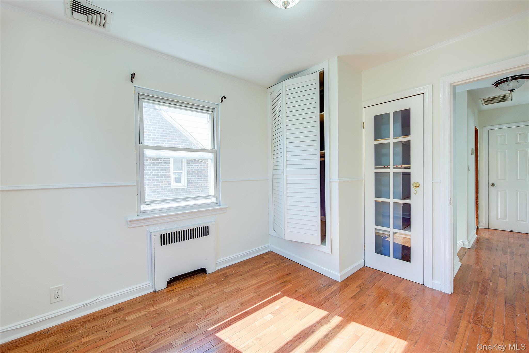 #18 photo, 85-54 148th Street, クイーンズ区 Briarwood , NY 11435