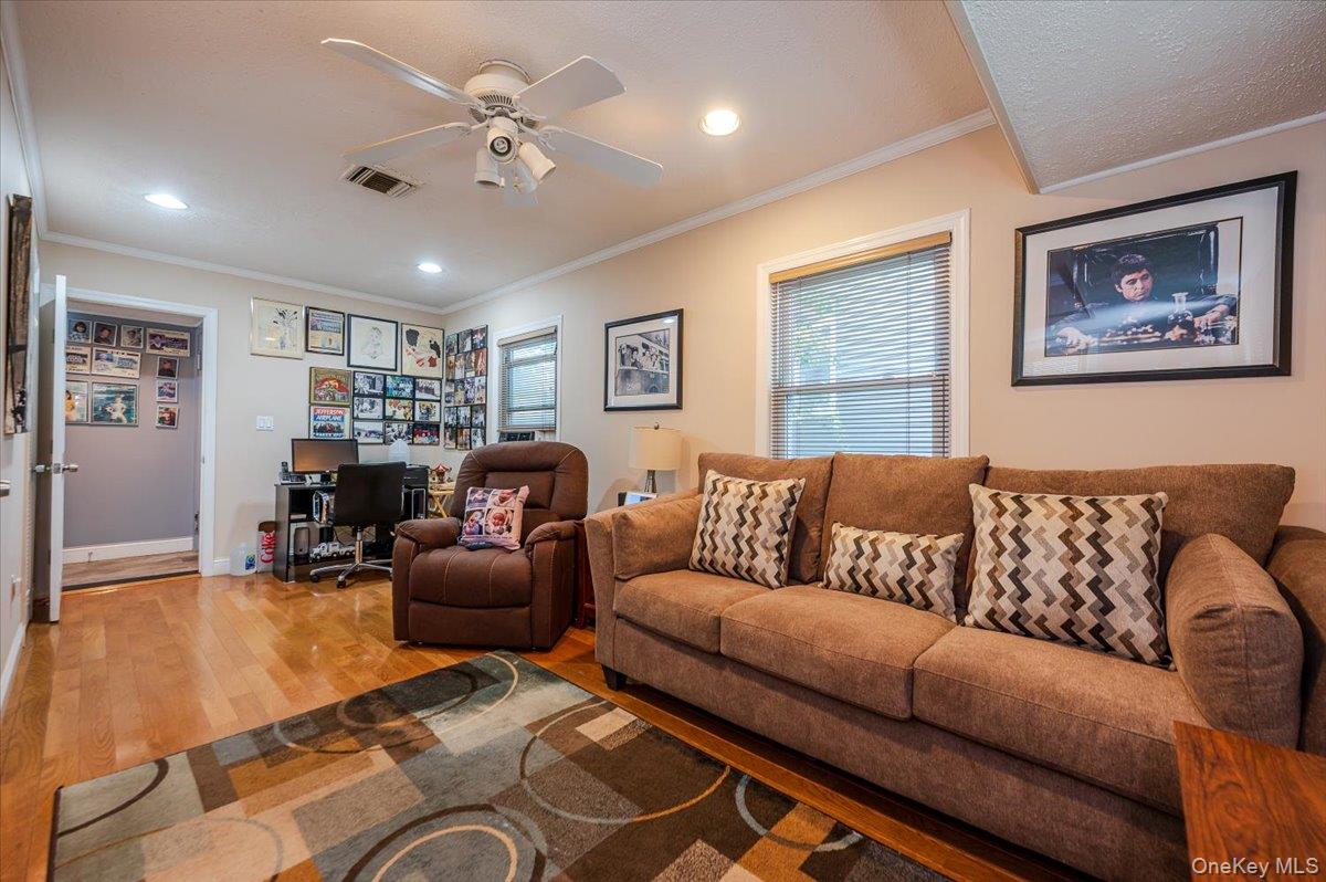 #16 photo, 3354 Knight Street, Oceanside , NY 11572