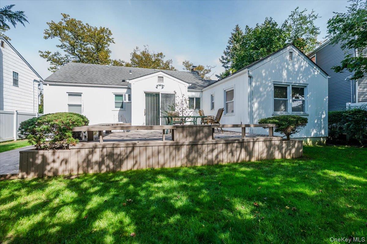 #19 photo, 3354 Knight Street, Oceanside , NY 11572