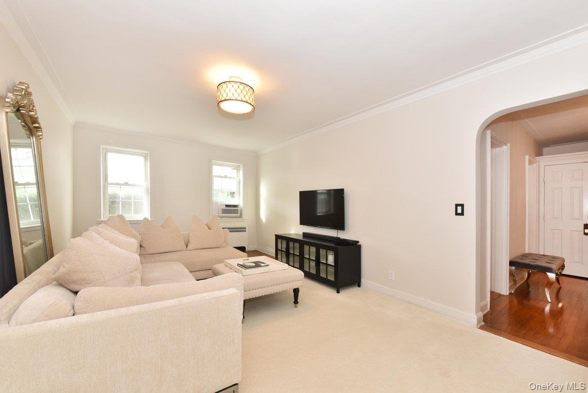 #7 photo, 106 S Village Avenue, ナッソー郡 Rockville Centre , NY 11572