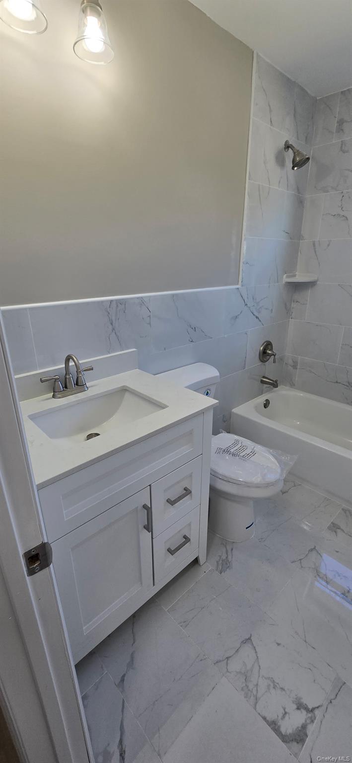 #10 photo, 1902 Race Avenue, サフォーク郡 Medford , NY 11763