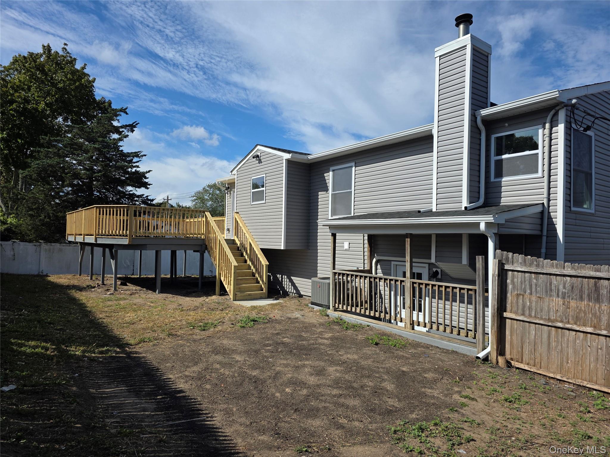 #16 photo, 1902 Race Avenue, サフォーク郡 Medford , NY 11763