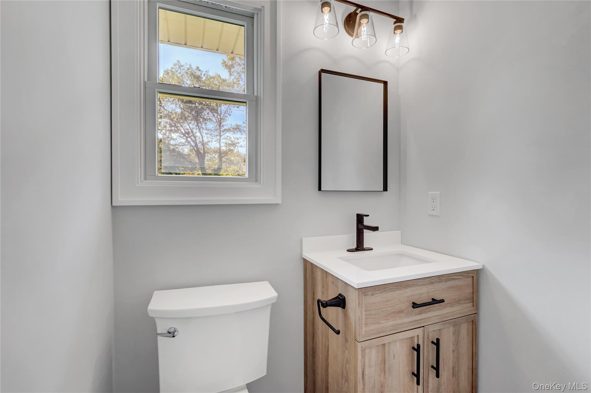 #12 photo, 9 Susan Lane, Dix Hills , NY 11746