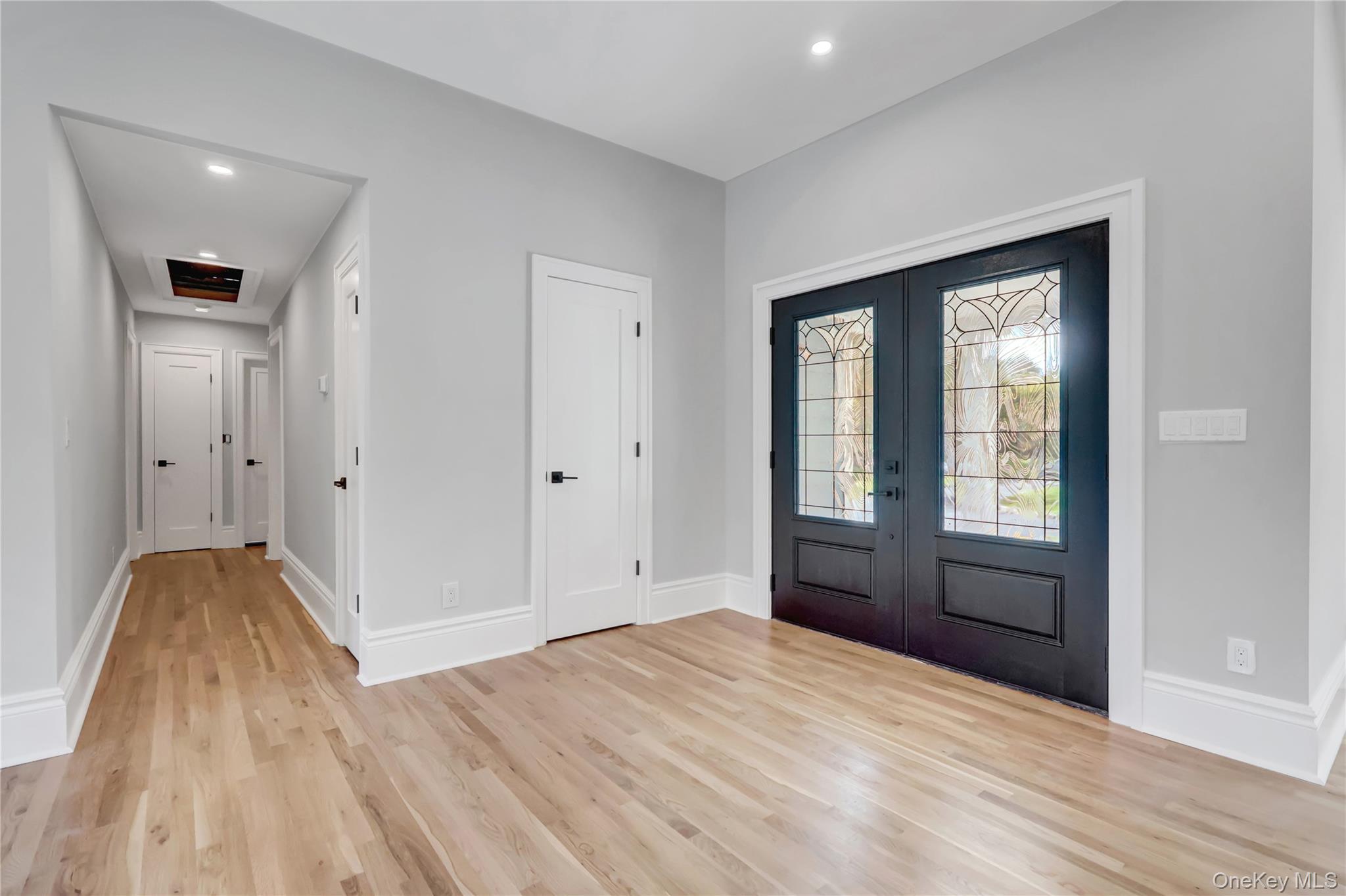 #13 photo, 9 Susan Lane, Dix Hills , NY 11746