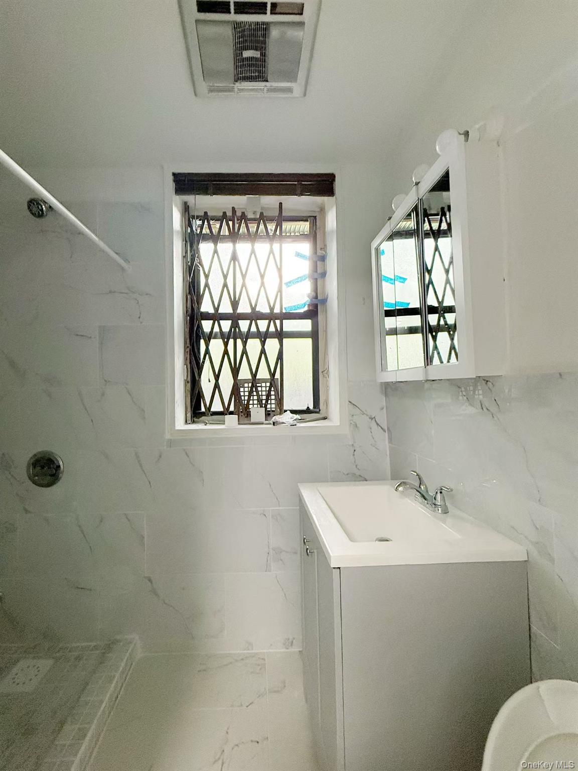 #5 photo, 14105 Northern Boulevard, クイーンズ区 Flushing , NY 11354