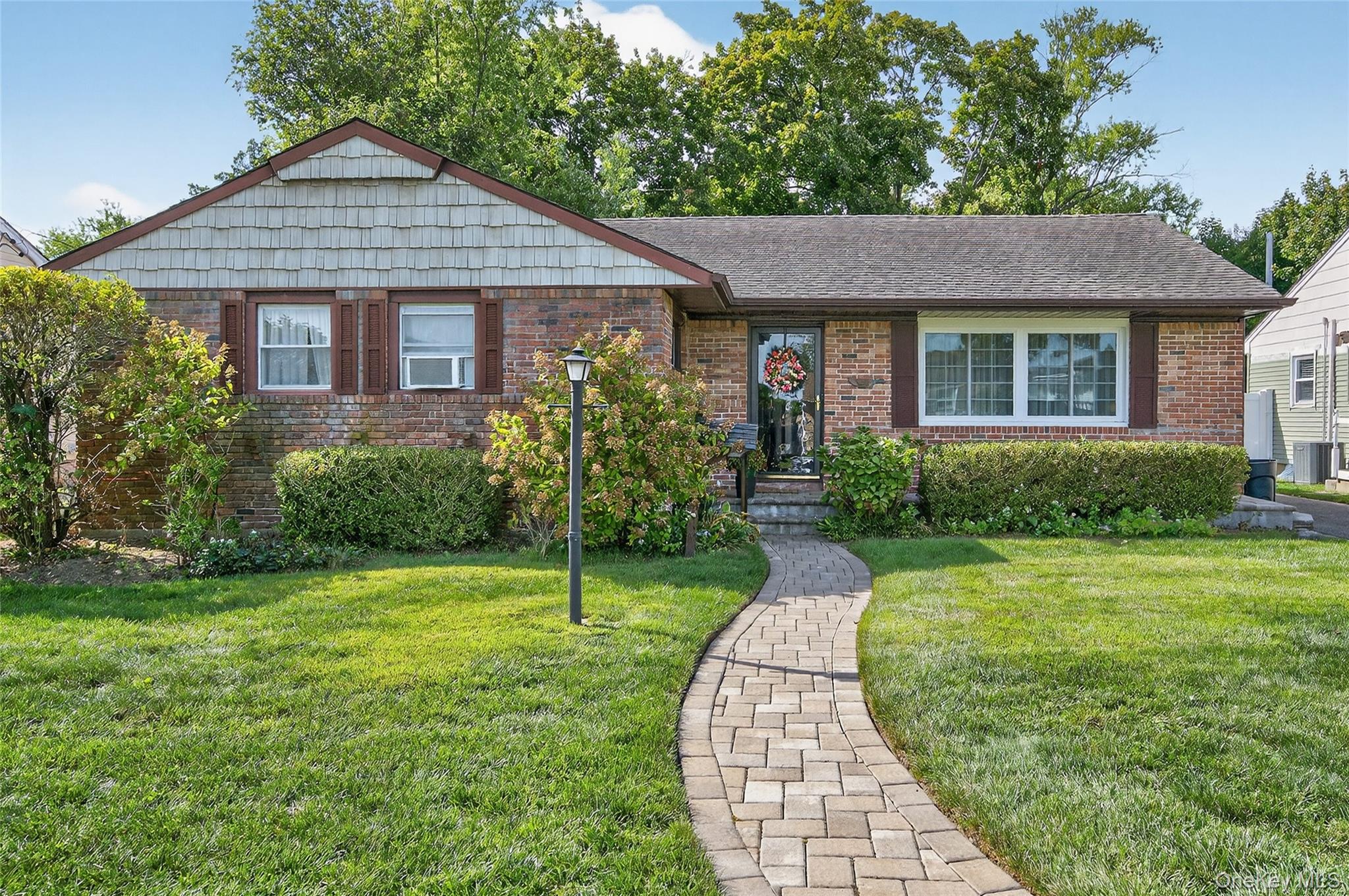 #1 photo, 92 Hemlock Drive, Farmingdale , NY 11735