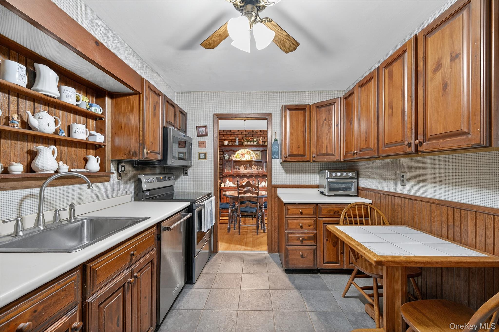 #10 photo, 92 Hemlock Drive, Farmingdale , NY 11735