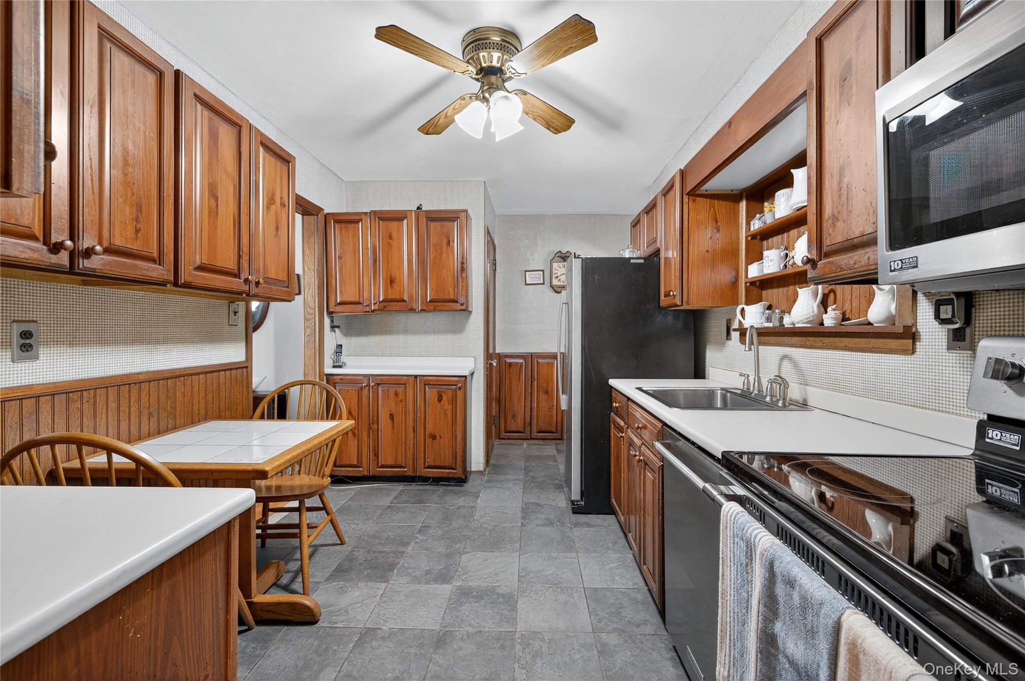 #12 photo, 92 Hemlock Drive, Farmingdale , NY 11735