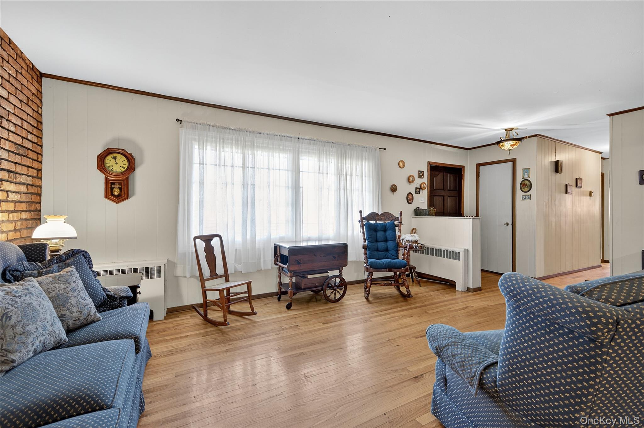 #5 photo, 92 Hemlock Drive, Farmingdale , NY 11735