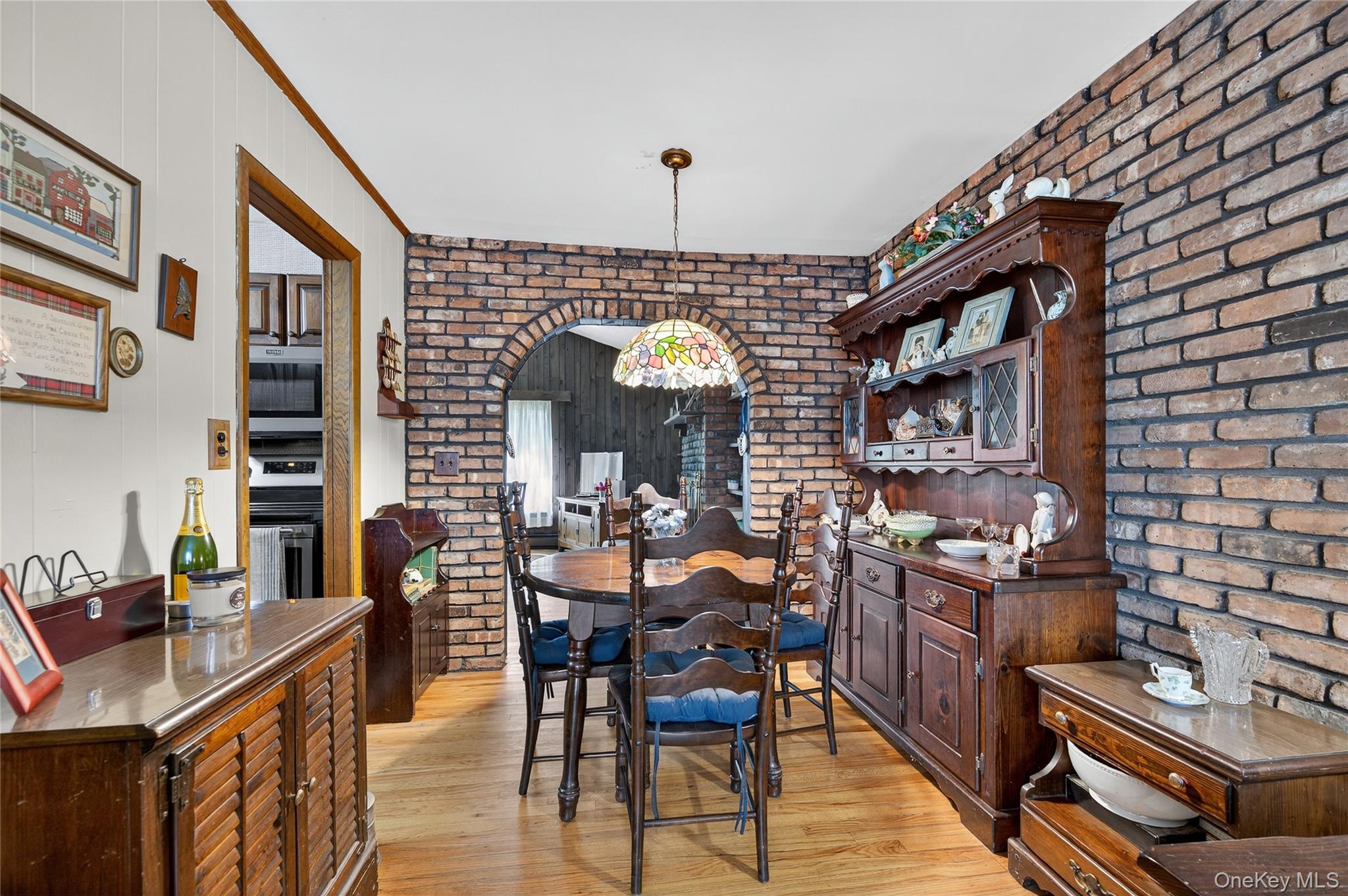 #6 photo, 92 Hemlock Drive, Farmingdale , NY 11735