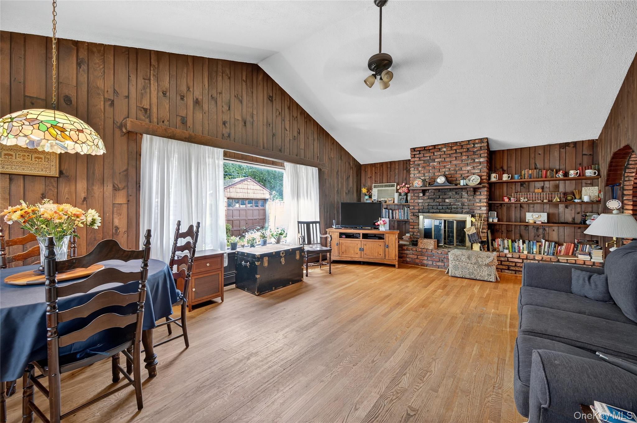 #7 photo, 92 Hemlock Drive, Farmingdale , NY 11735