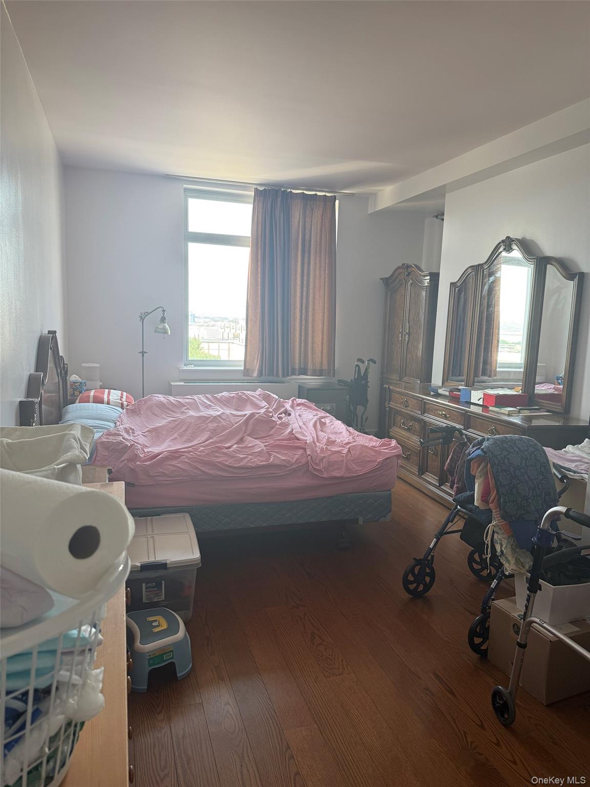 #3 photo, 40-28 College point Boulevard, クイーンズ区 Flushing , NY 11355