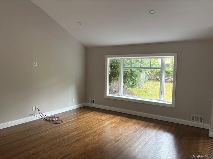 #13 photo, 98 Soundview Drive, Port Jefferson , NY 11777