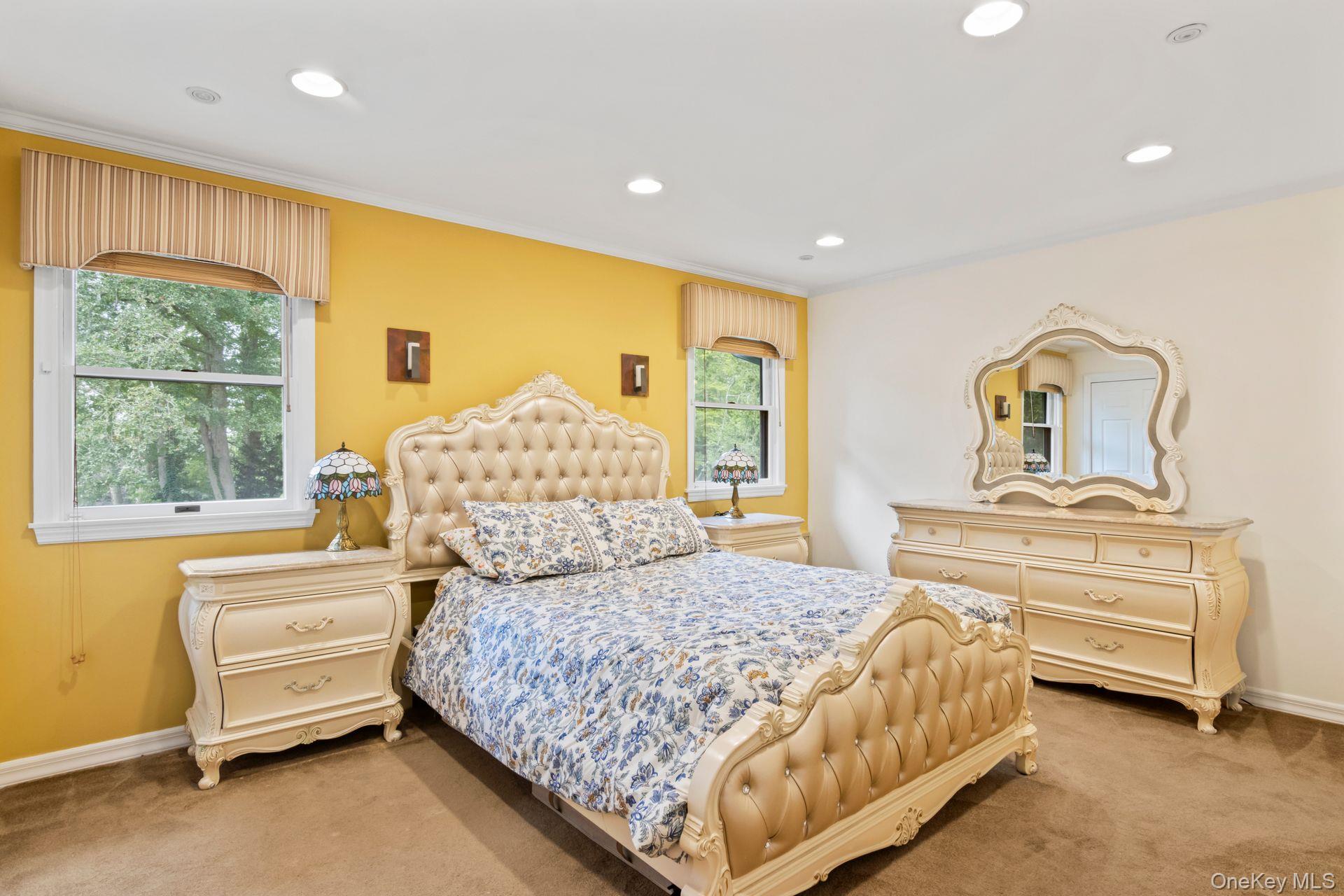 #20 photo, 17 Bluebird Lane, Huntington , NY 11743