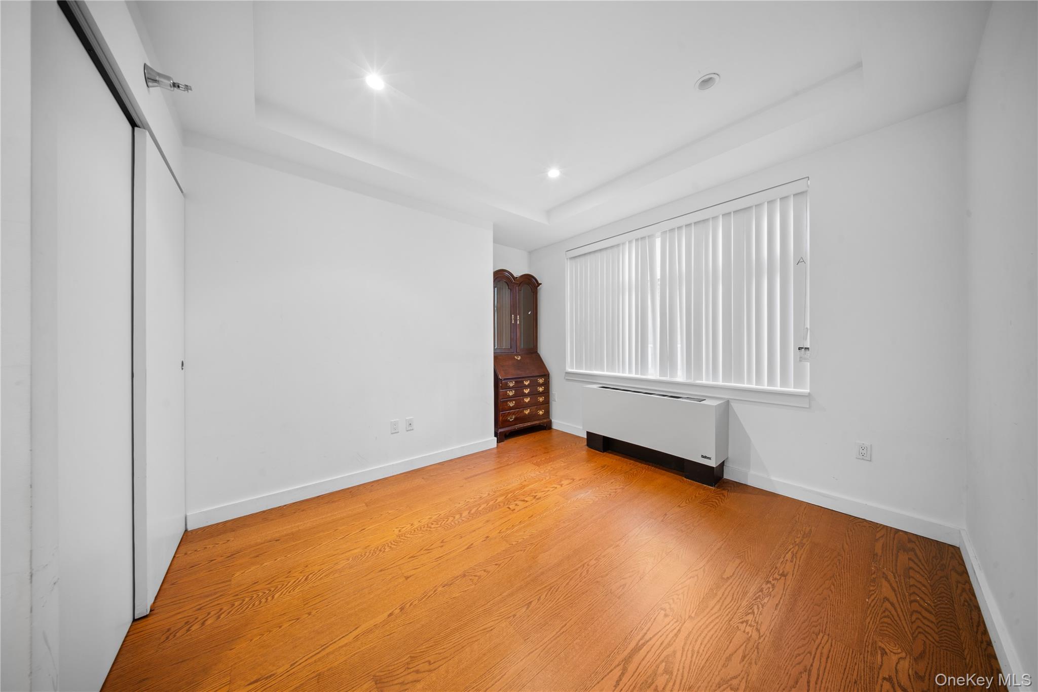 #14 photo, 40-22 College point Boulevard, クイーンズ区 Flushing , NY 11354