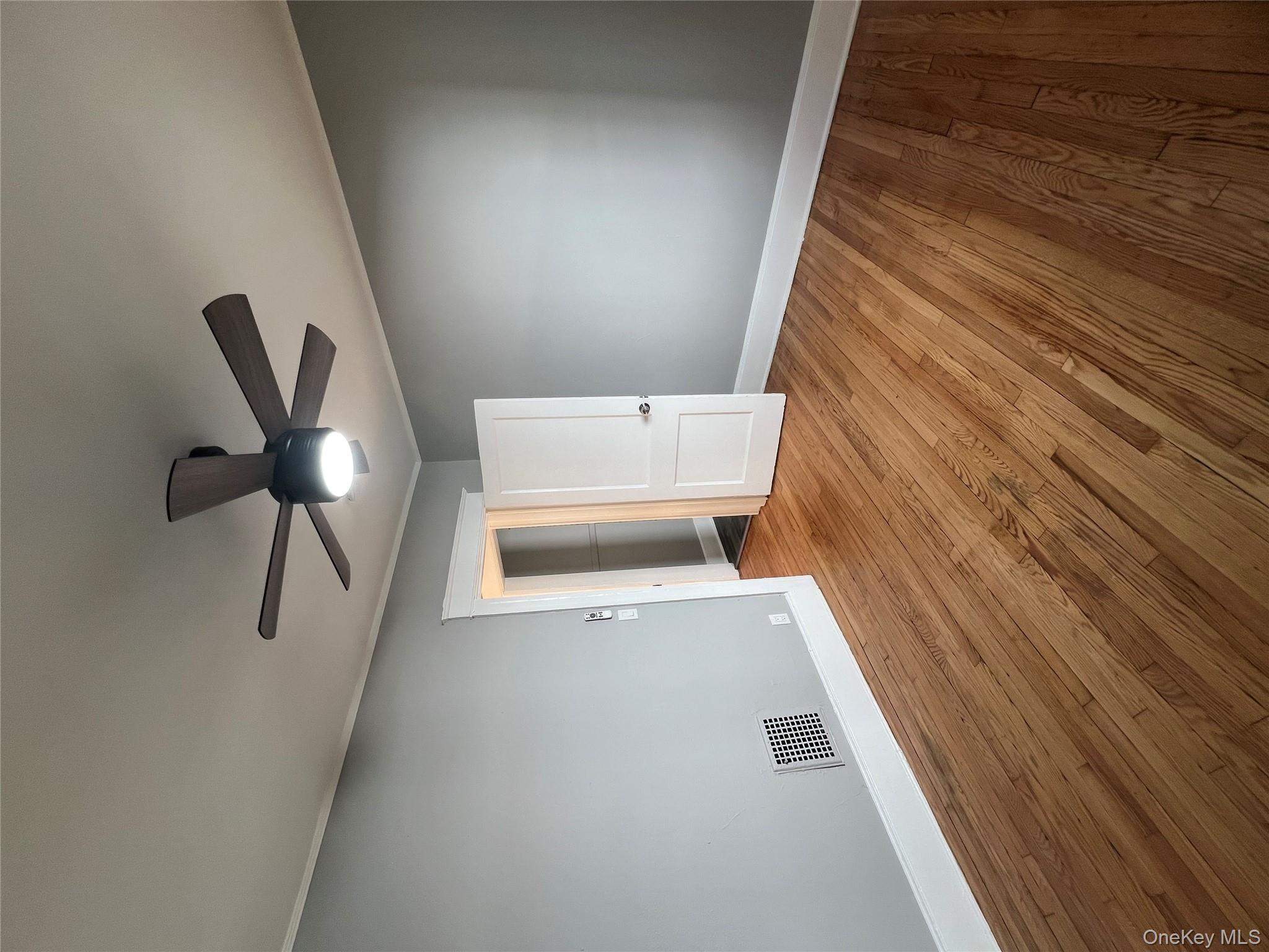 #10 photo, 46 Manitou Avenue, Poughkeepsie , NY 12603