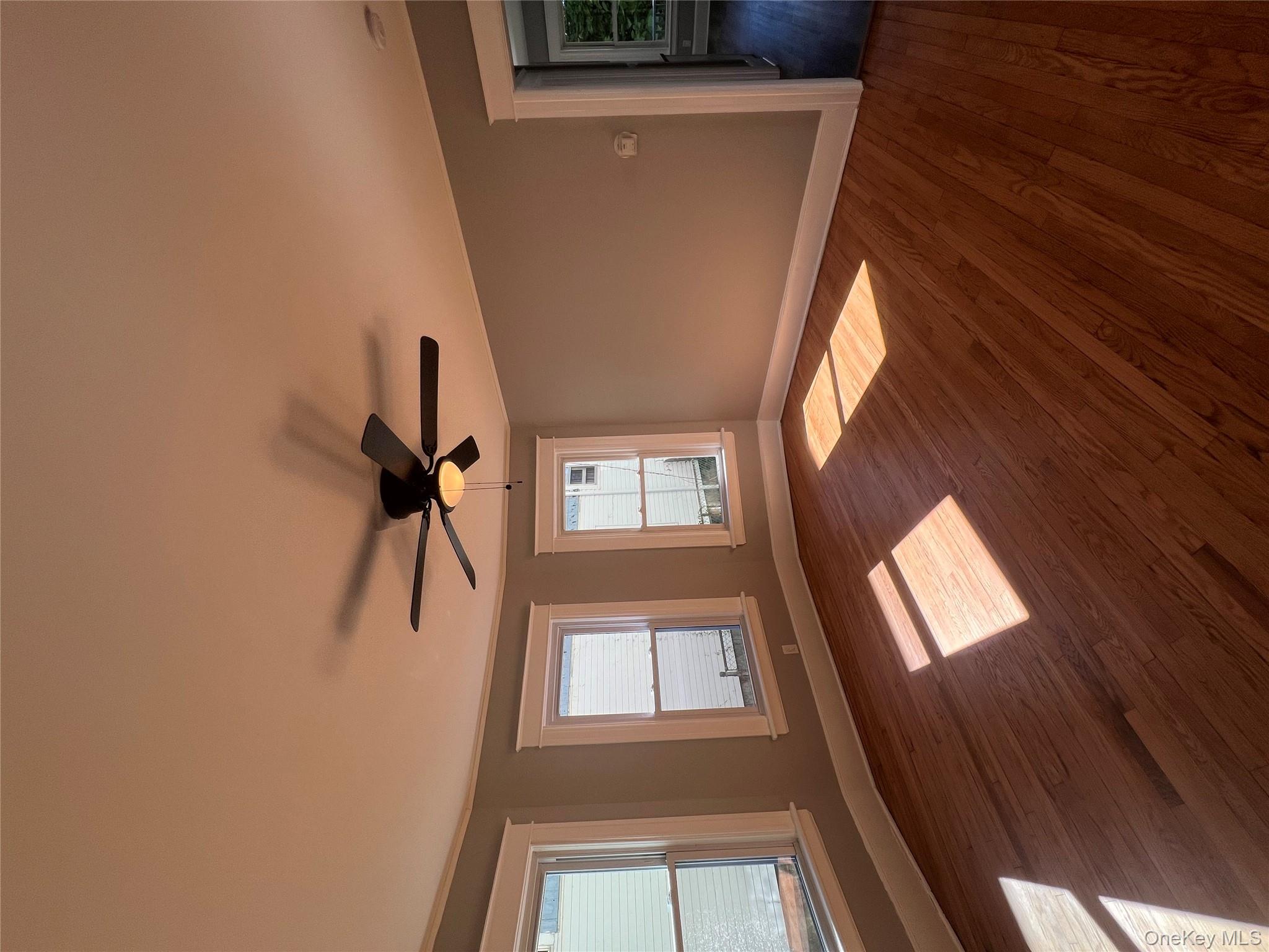 #2 photo, 46 Manitou Avenue, Poughkeepsie , NY 12603