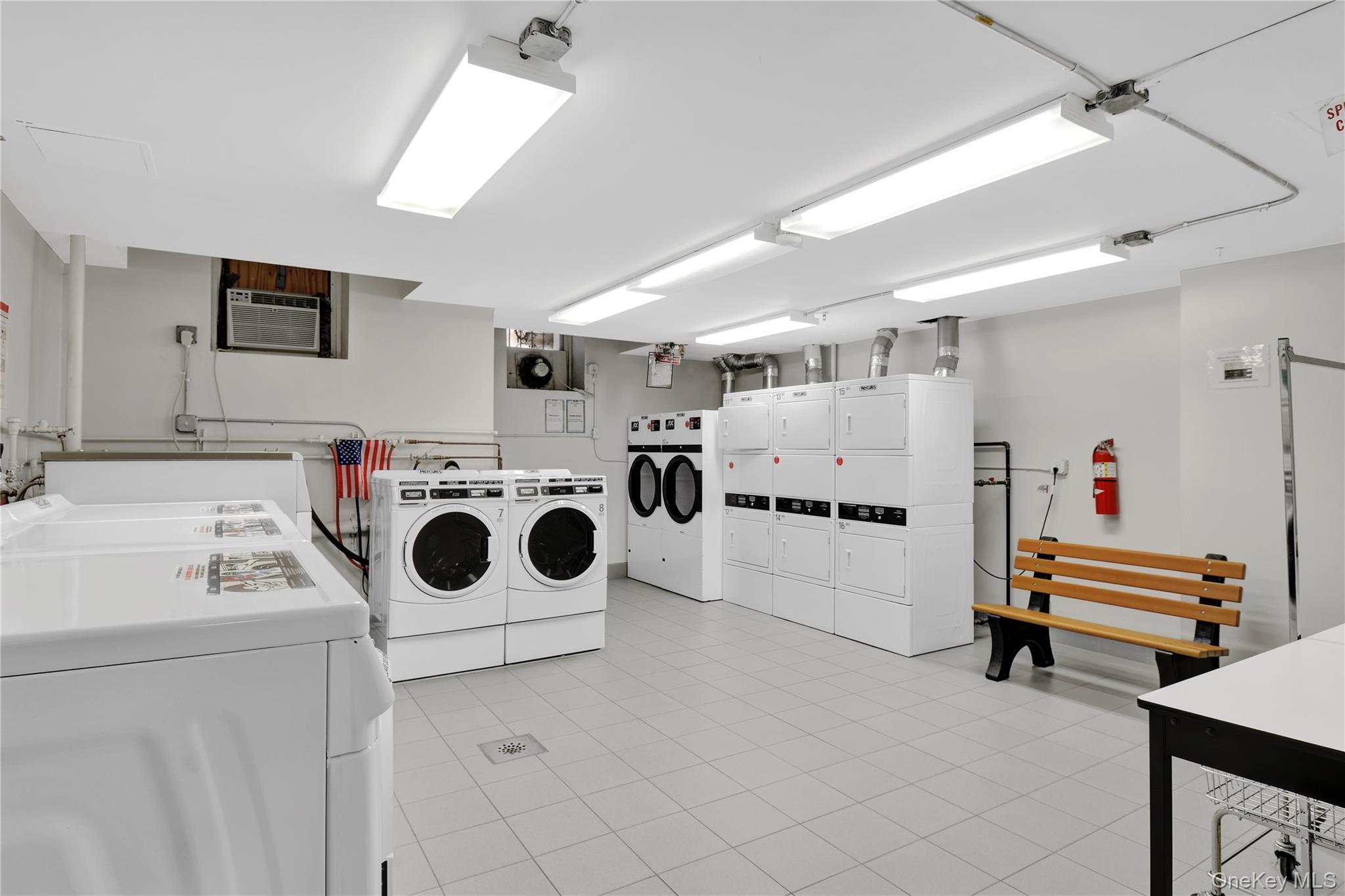 #14 photo, 315 W 232nd Street, ブロンクス区 Bronx , NY 10463