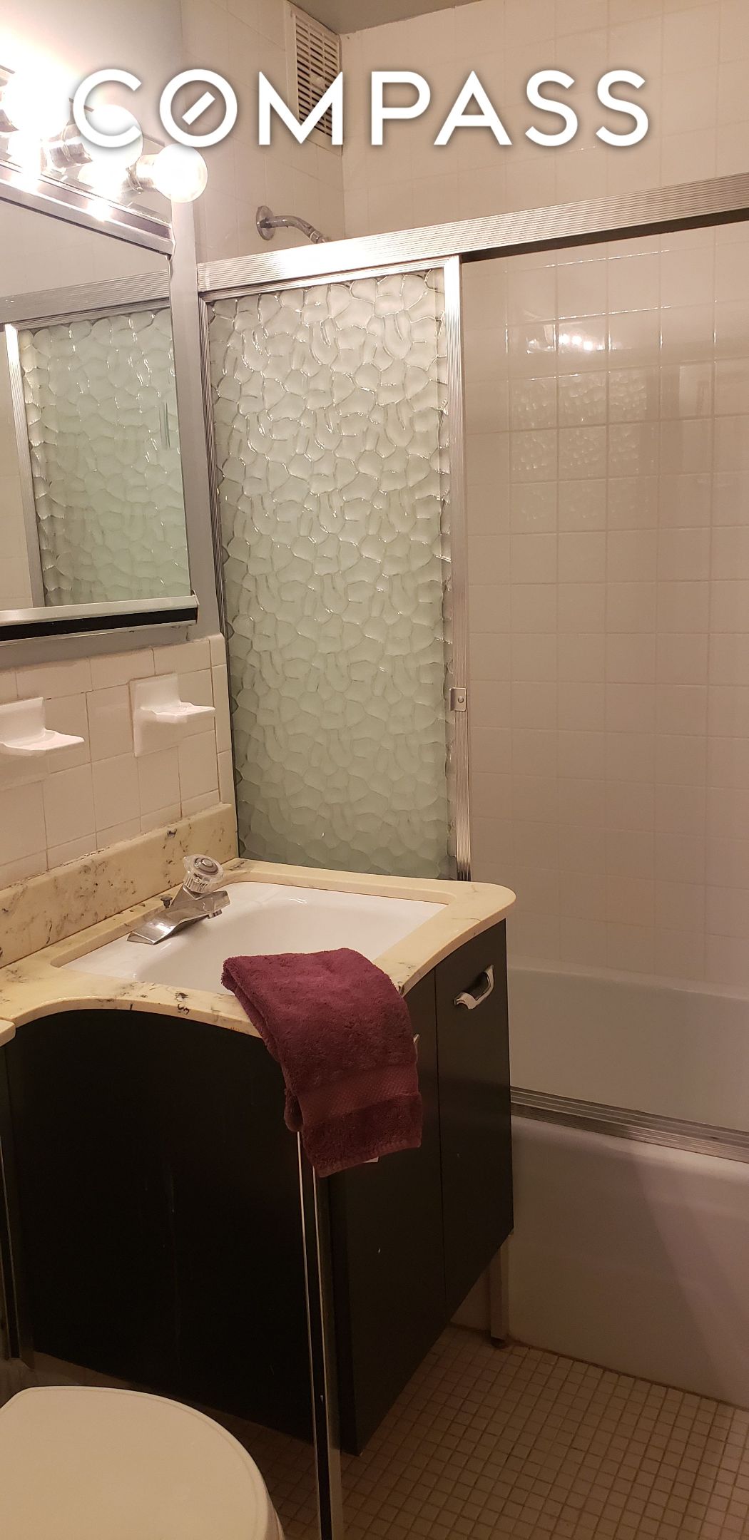 #15 photo, 70-25 Yellowstone Boulevard, クイーンズ区 Forest Hills , NY 11375