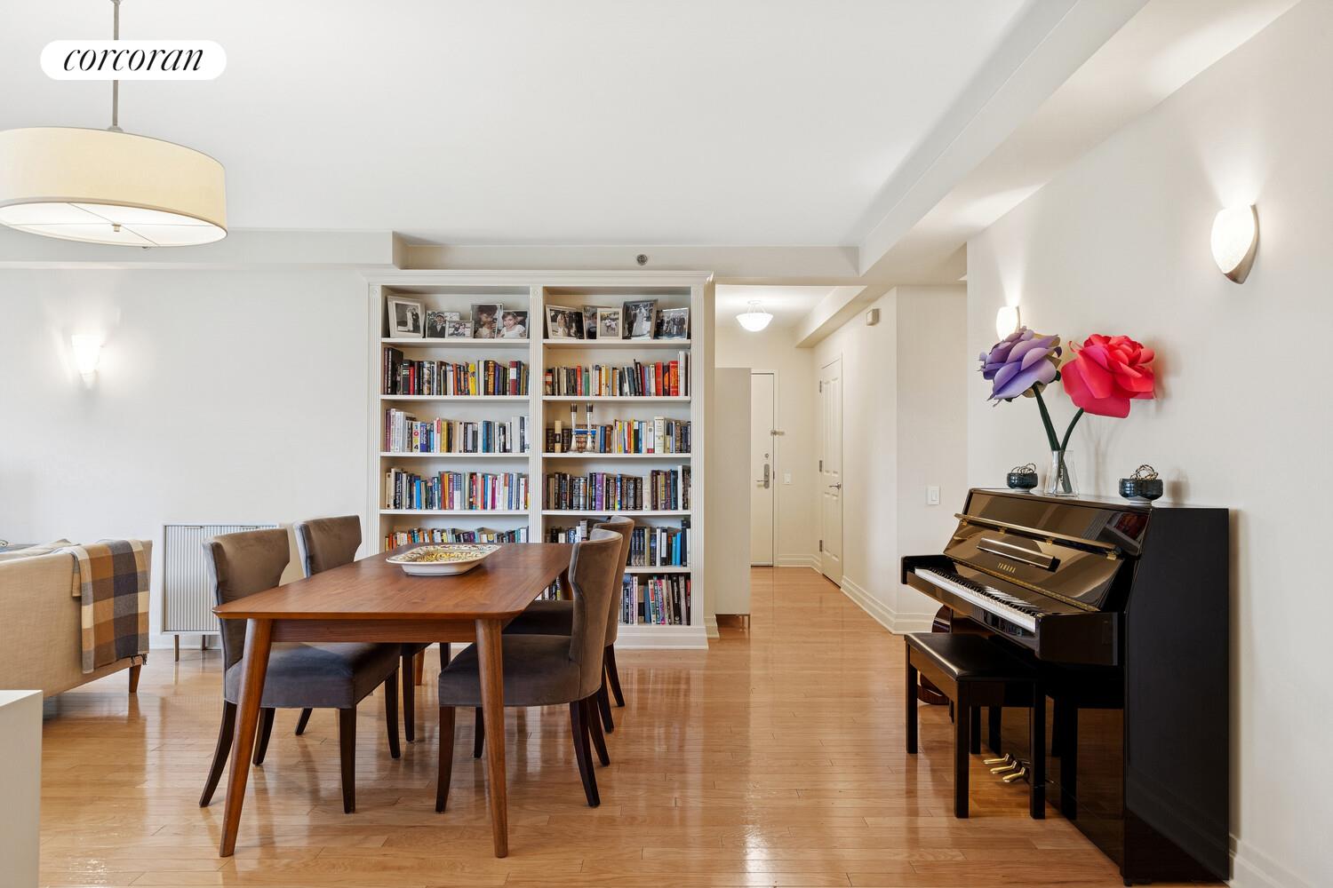 #5 photo, 272 W 107TH Street, マンハッタン Upper West Side , NY 10025