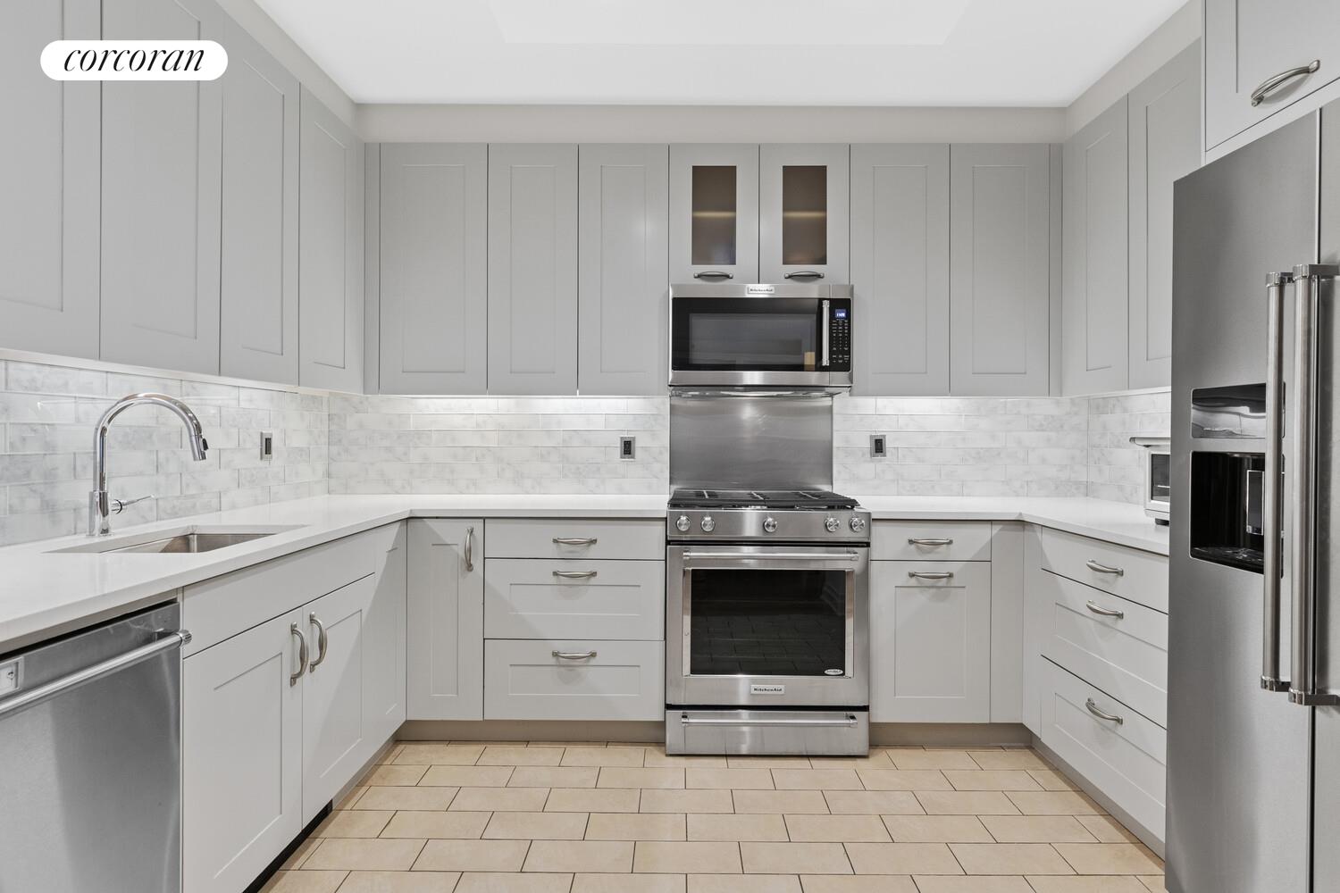 #6 photo, 272 W 107TH Street, マンハッタン Upper West Side , NY 10025