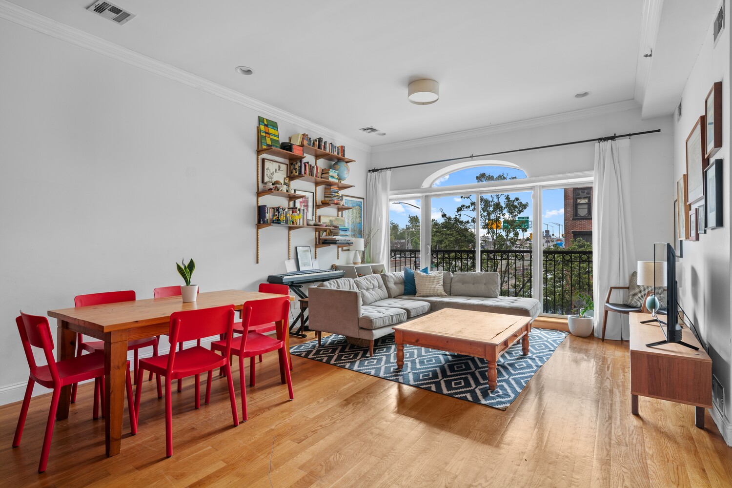 #3 photo, 51 WOODHULL Street, Columbia St Waterfr , NY 11231