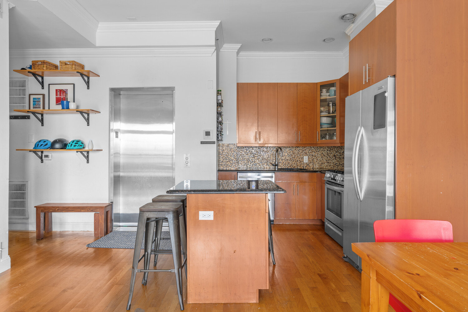 #6 photo, 51 WOODHULL Street, Columbia St Waterfr , NY 11231