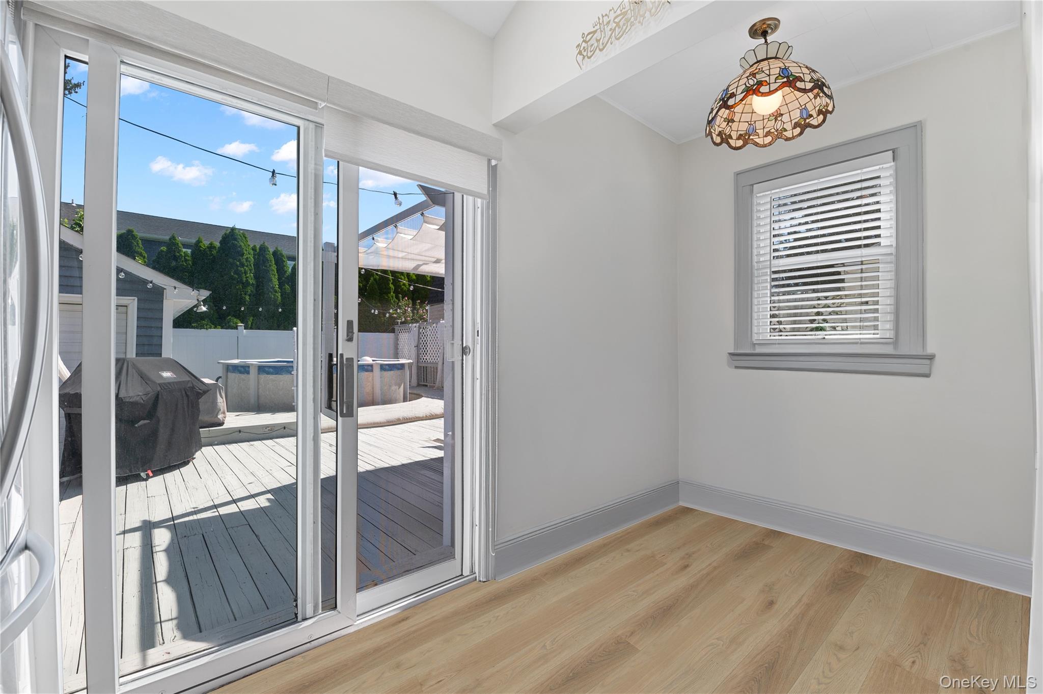 #12 photo, 408 Wellington Road, Mineola , NY 11501