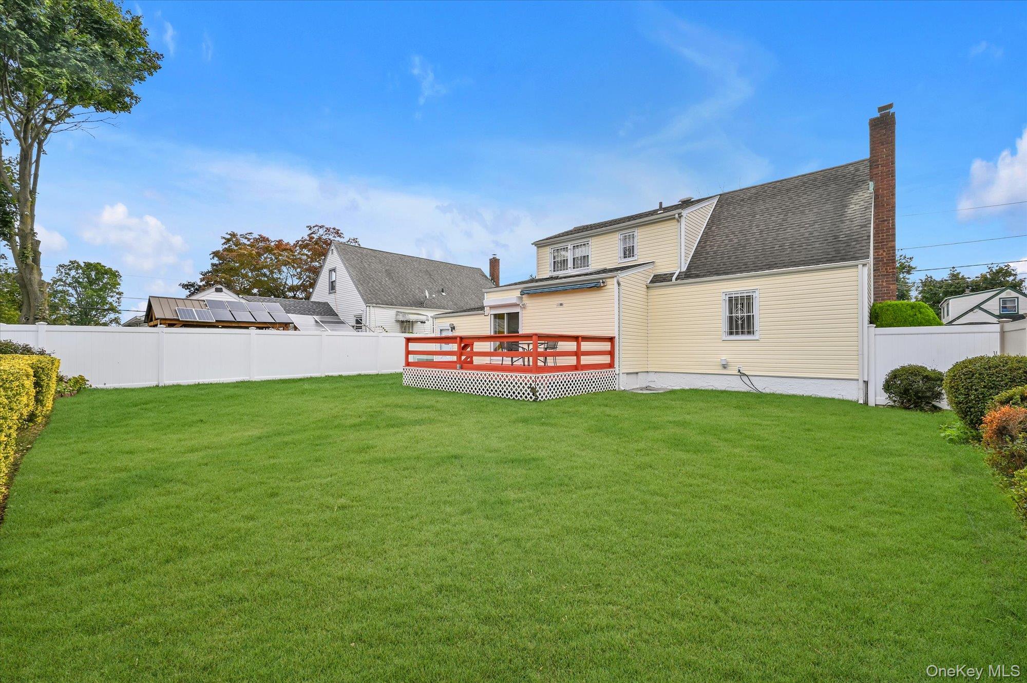 #20 photo, 141 Brown Avenue, Hempstead , NY 11550