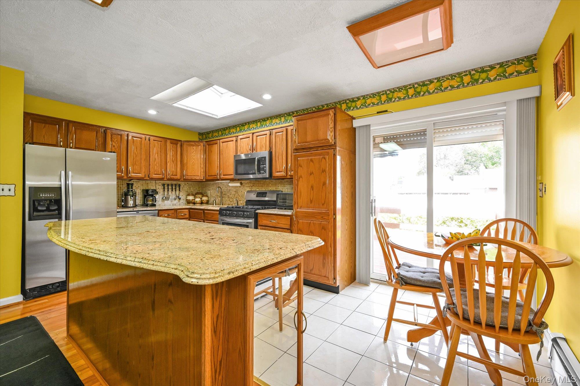 #4 photo, 141 Brown Avenue, Hempstead , NY 11550