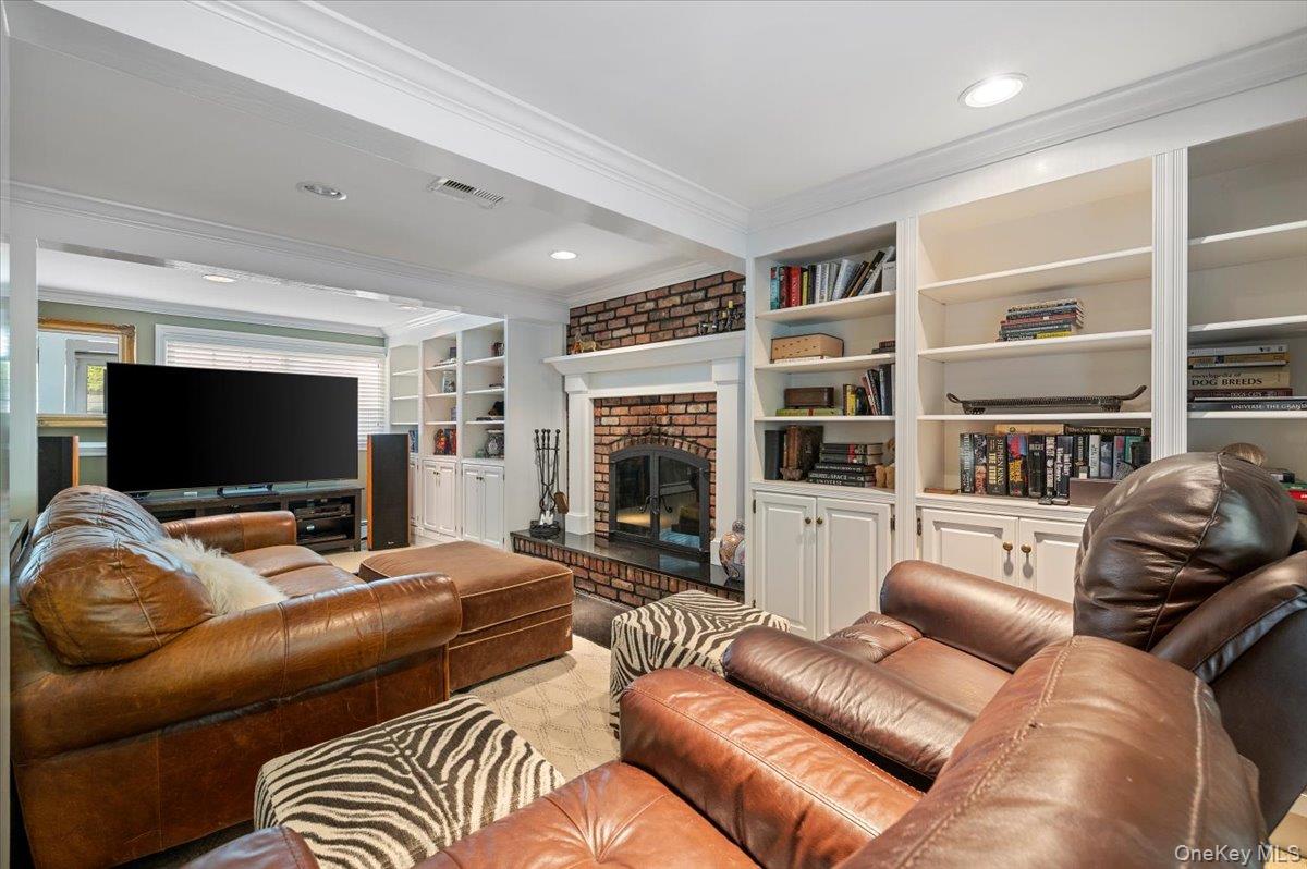 #5 photo, 9 Flint Lane, Jericho , NY 11753