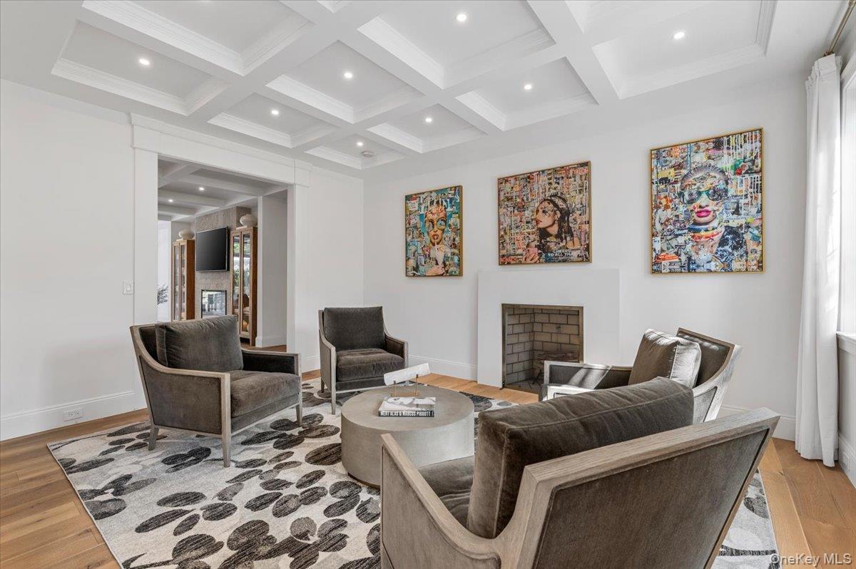 #5 photo, 5 Gerry Lane, サフォーク郡 Lloyd Harbor , NY 11743