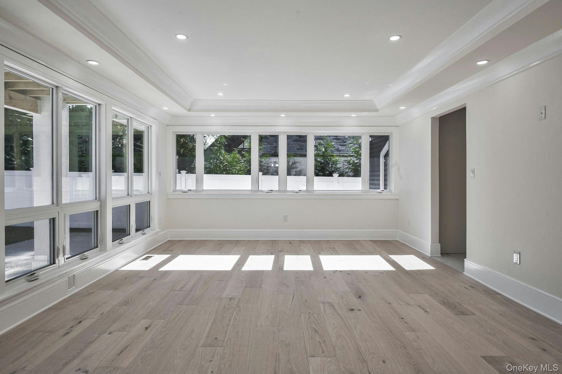 #20 photo, 60 Long Drive, Hempstead , NY 11550