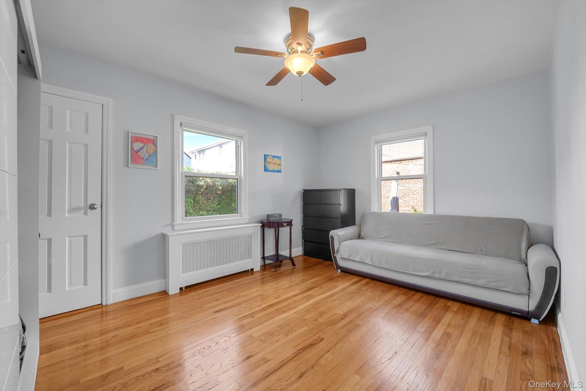 #11 photo, 5 Avon Road, New Hyde Park , NY 11040