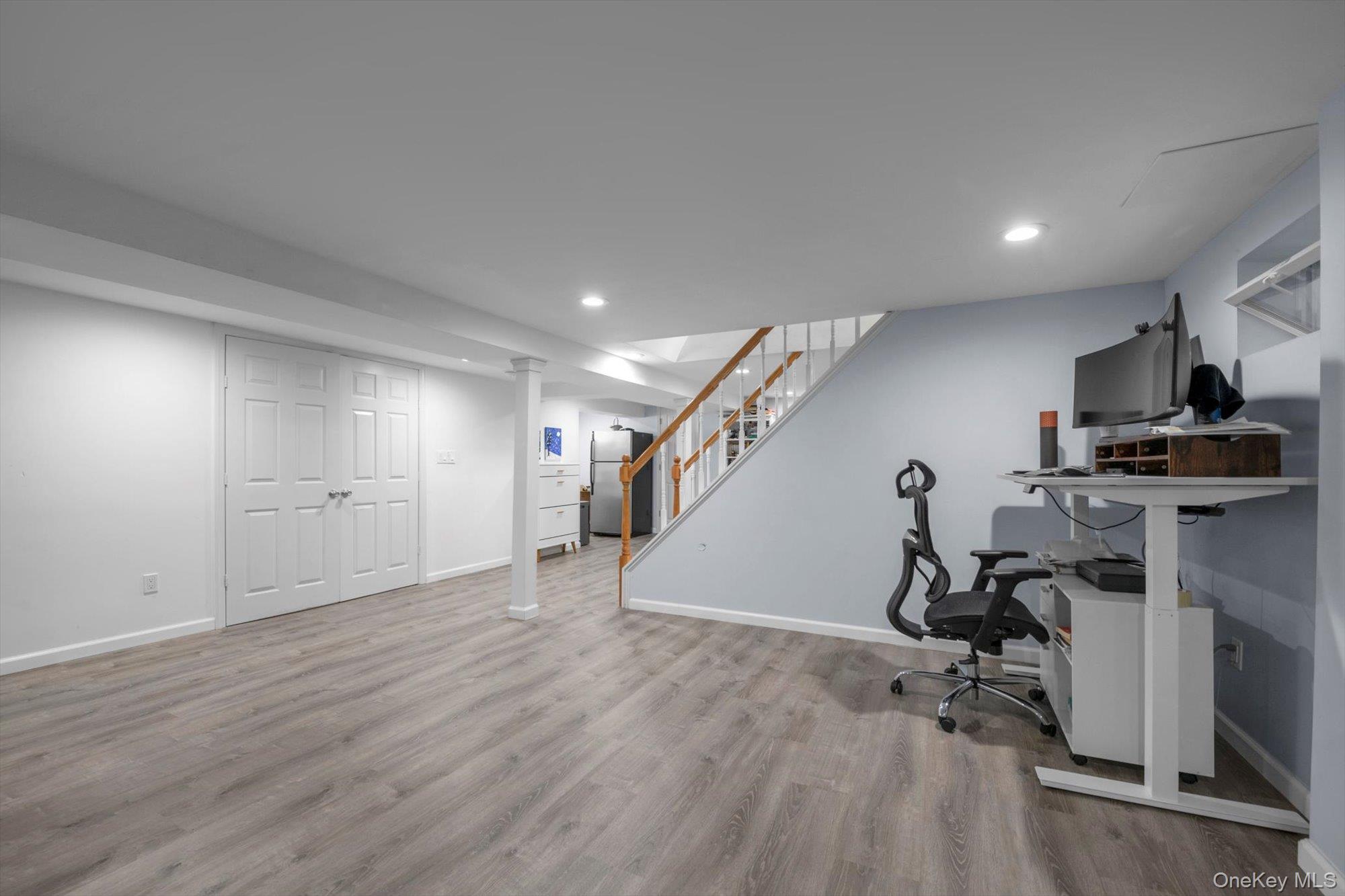 #17 photo, 5 Avon Road, New Hyde Park , NY 11040