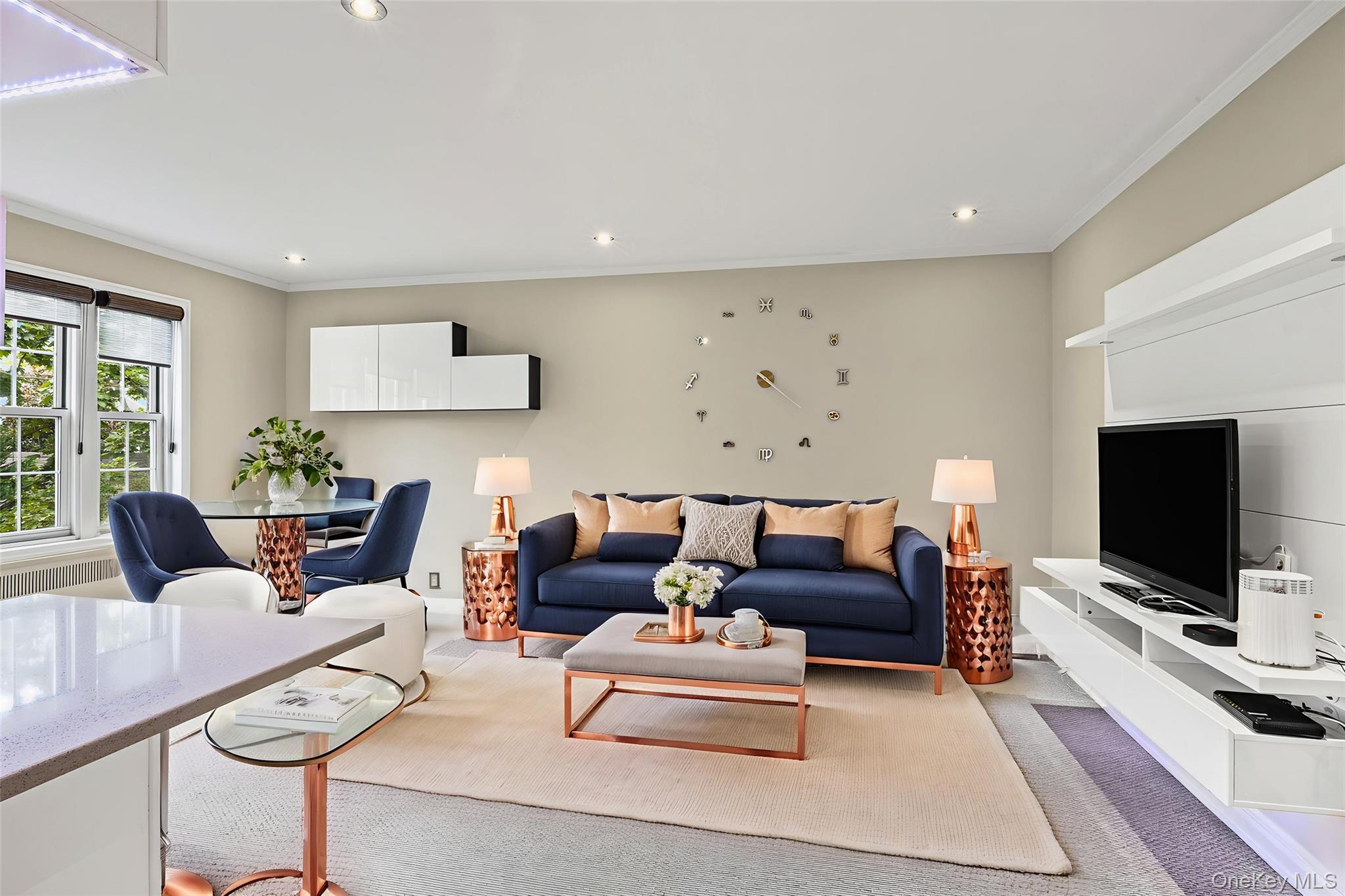 #10 photo, 255 Central Avenue, ナッソー郡 Lawrence , NY 11559