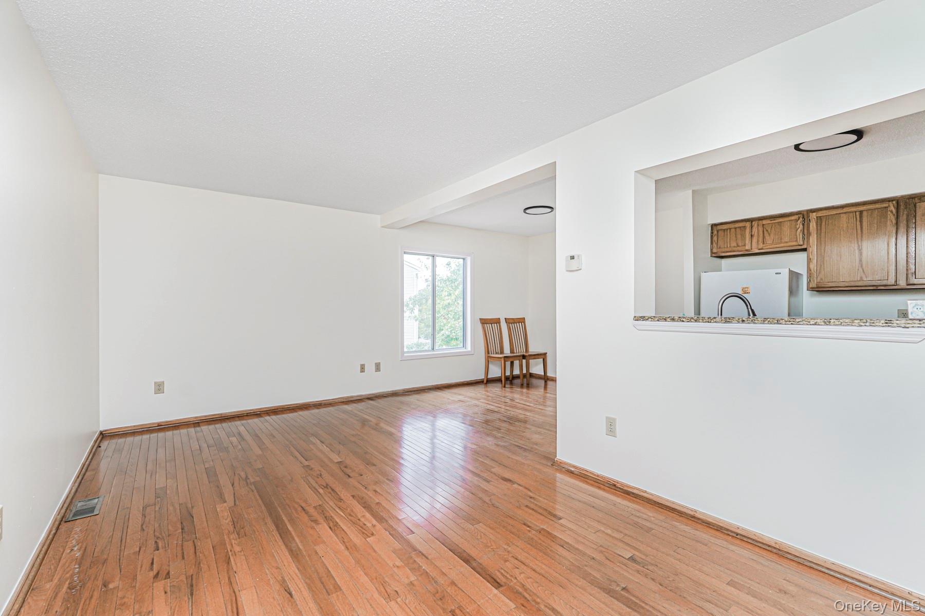 #11 photo, 670 Ilyssa Way, スタテンアイランド Staten Island , NY 10312