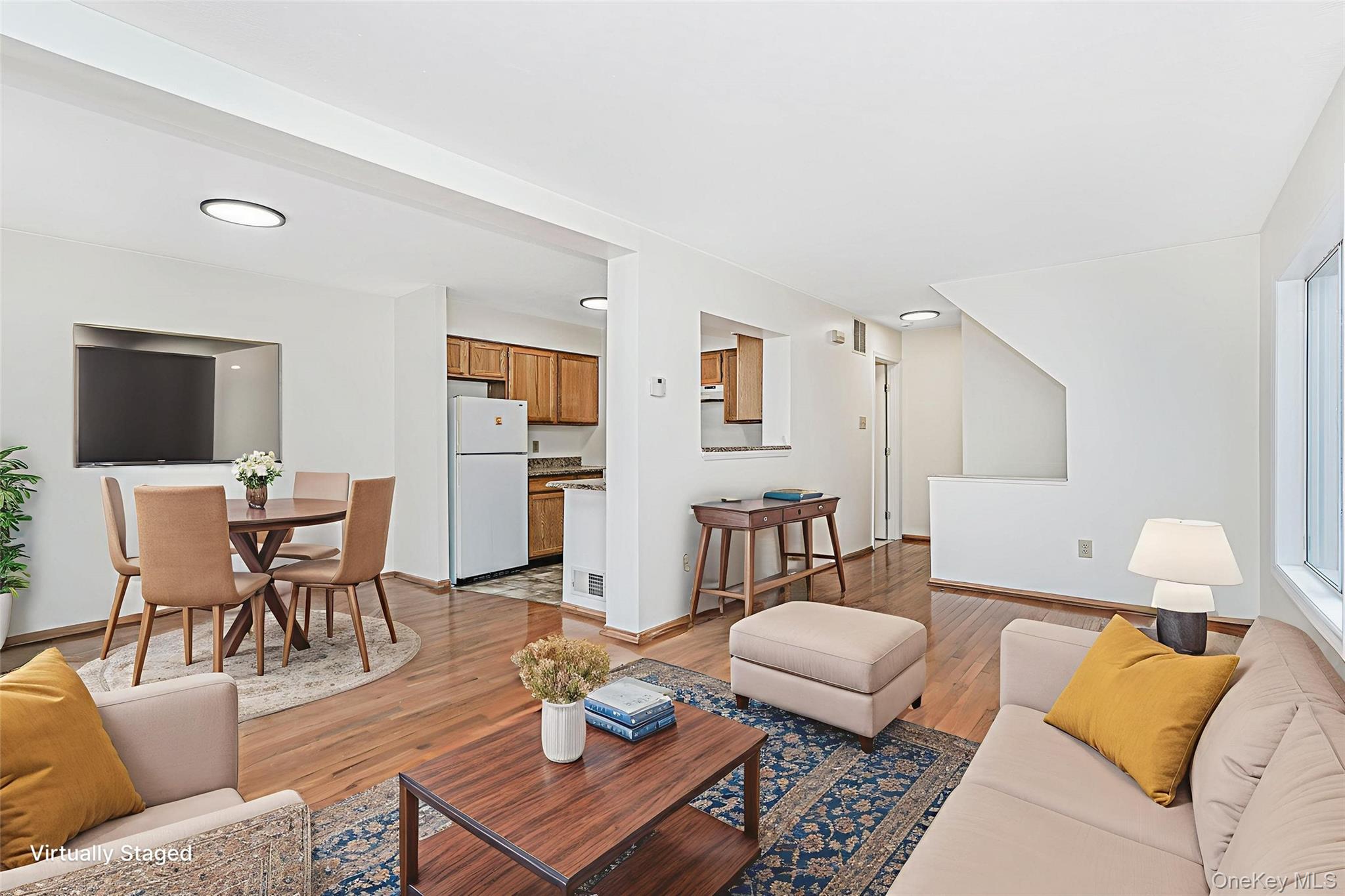 #4 photo, 670 Ilyssa Way, スタテンアイランド Staten Island , NY 10312