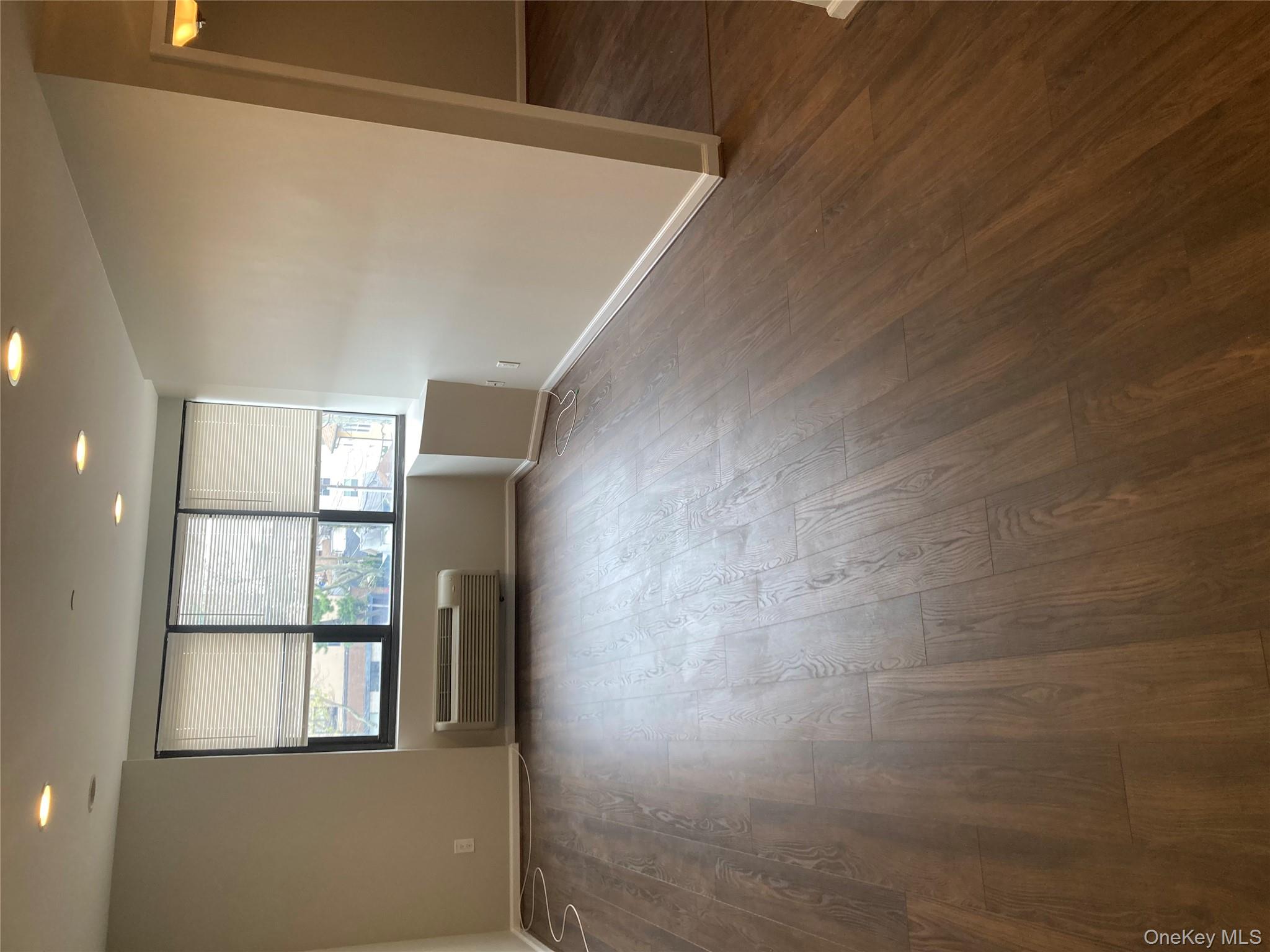 #4 photo, 185 W Park Avenue, ナッソー郡 Long Beach , NY 11561